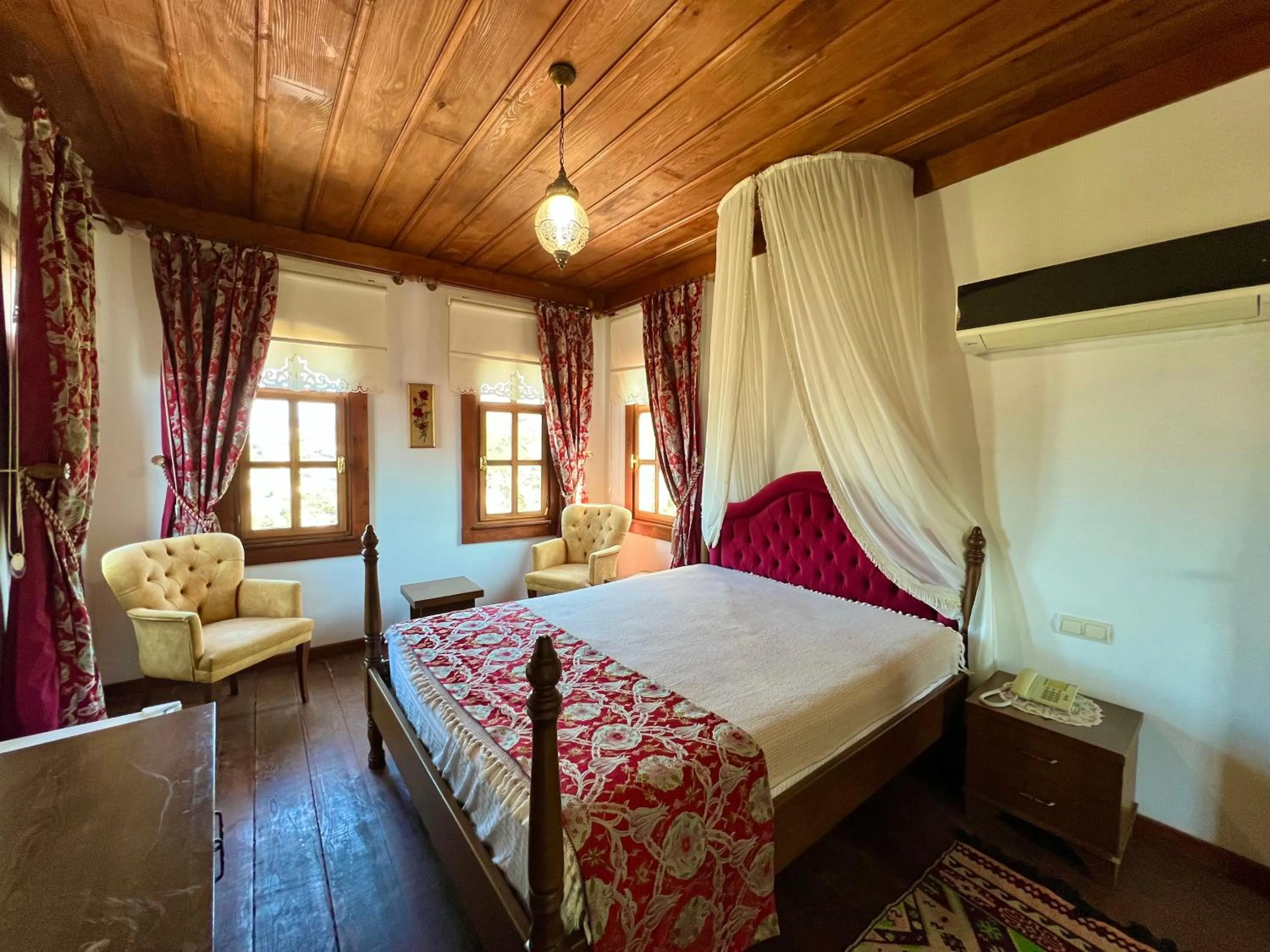 Bed in Mehmet Efendi Mansion & Hotel