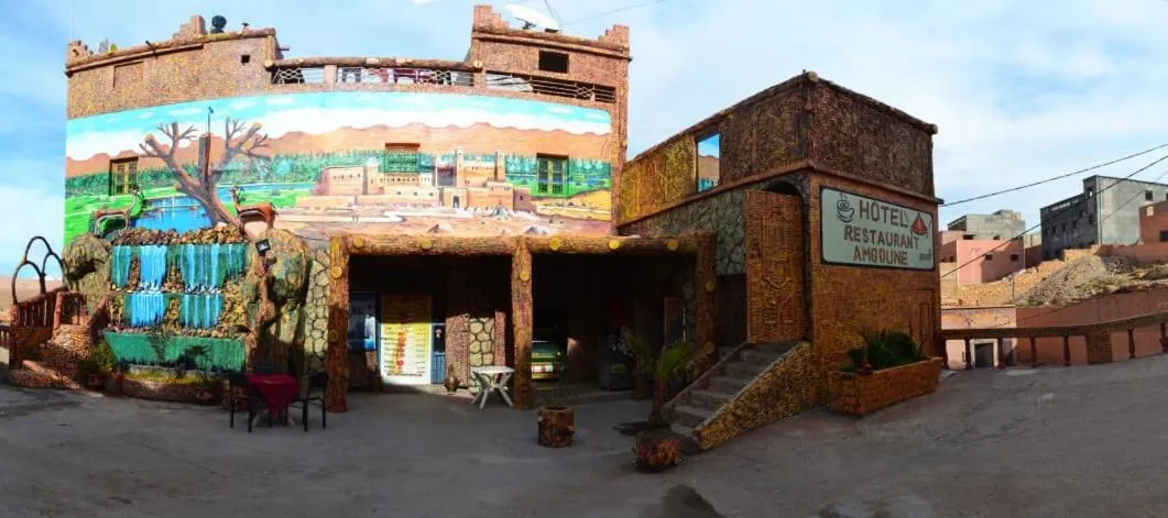 Property building in Hôtel Amgoune