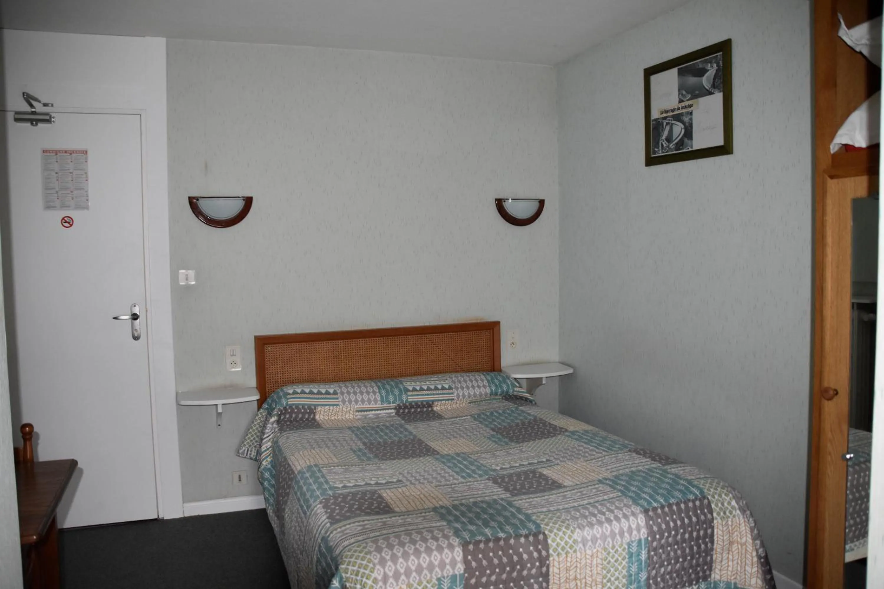 Bedroom, Bed in Hôtel Le Rider