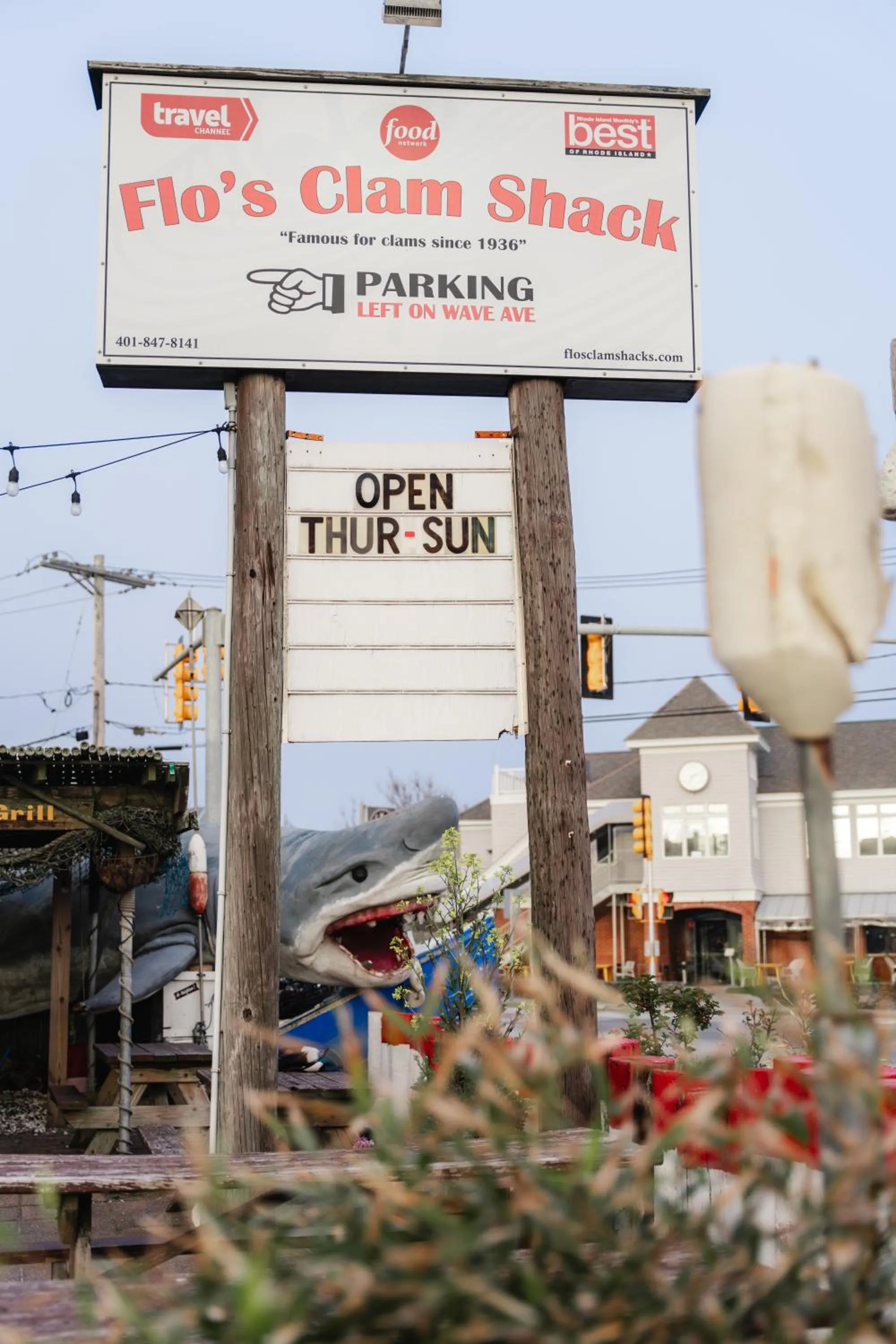 Neighbourhood in Newport Beach Hotel & Suites