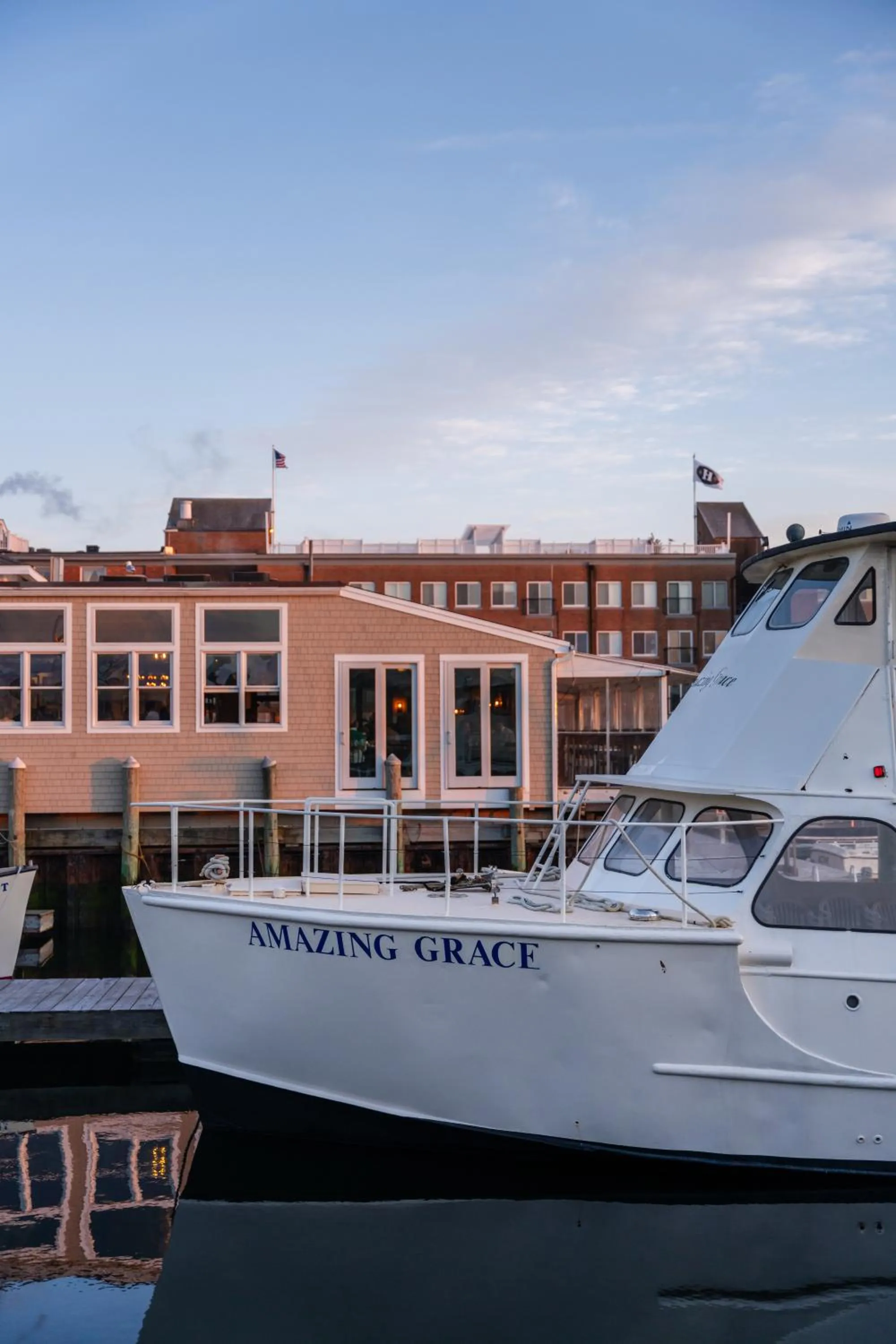 Day in Newport Beach Hotel & Suites