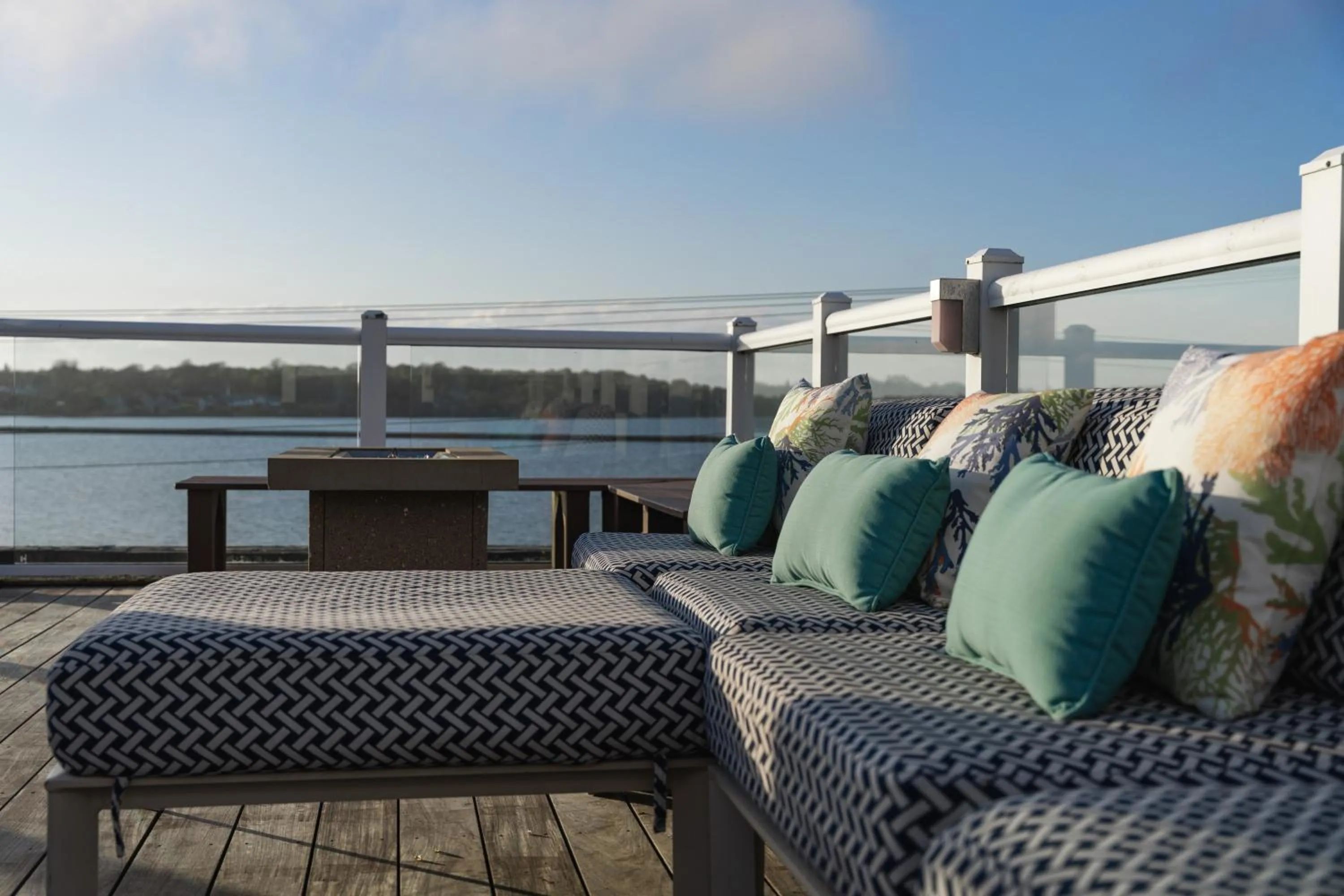 Balcony/Terrace in Newport Beach Hotel & Suites
