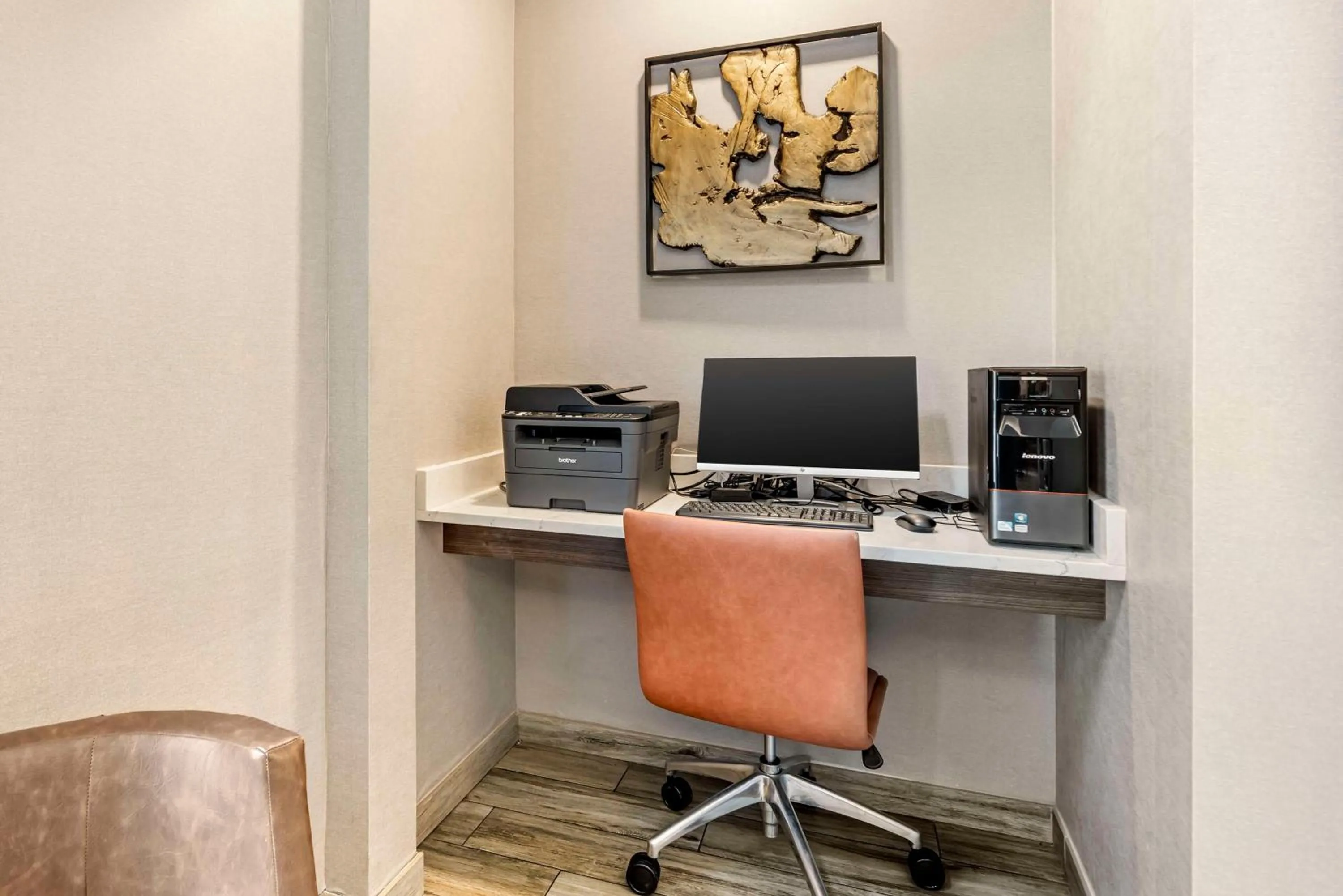 Business facilities in Best Western Plus Bourbonnais Hotel & Suites