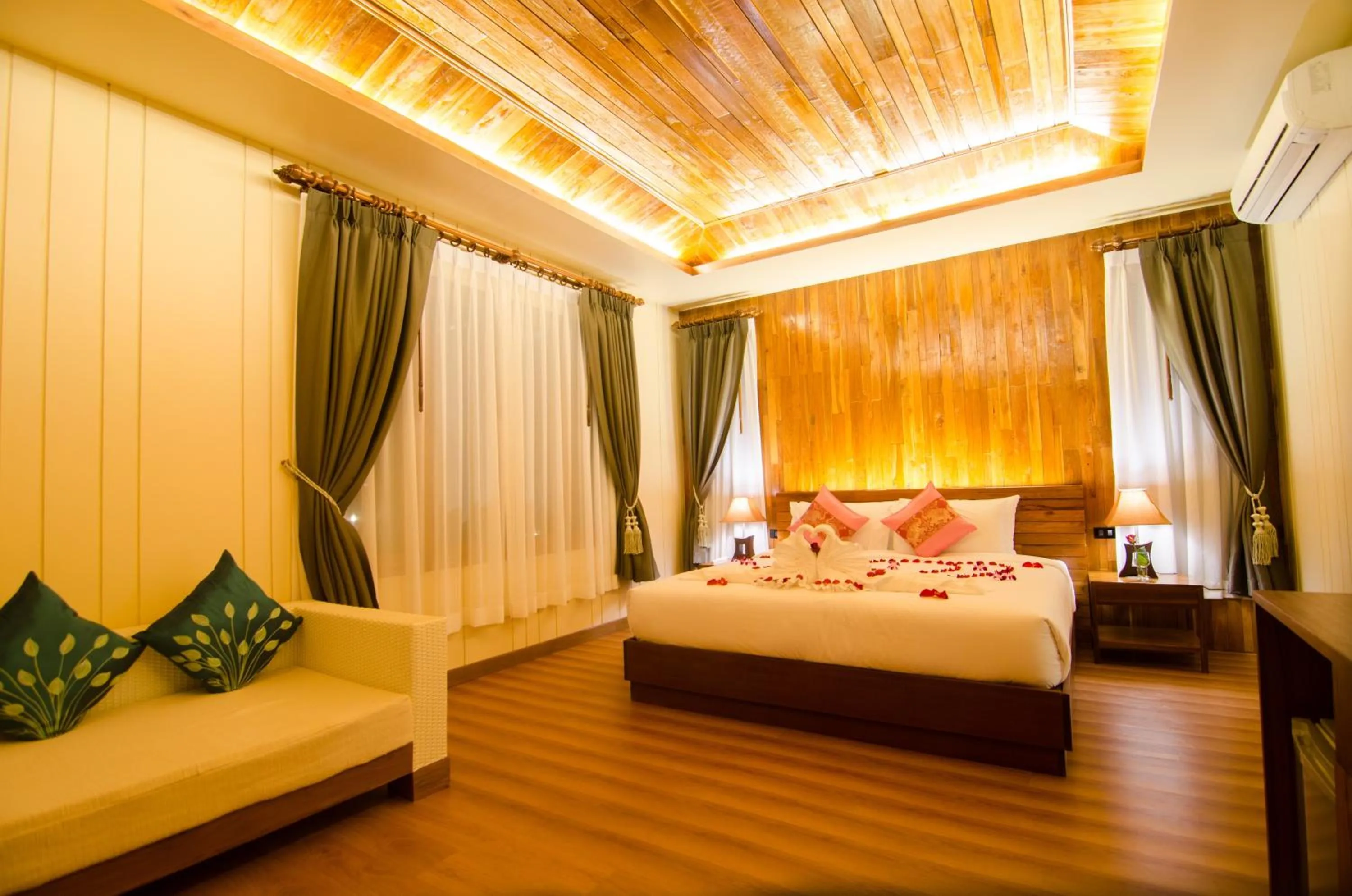 Bedroom, Bed in Koh Yao Yai Hillside Resort