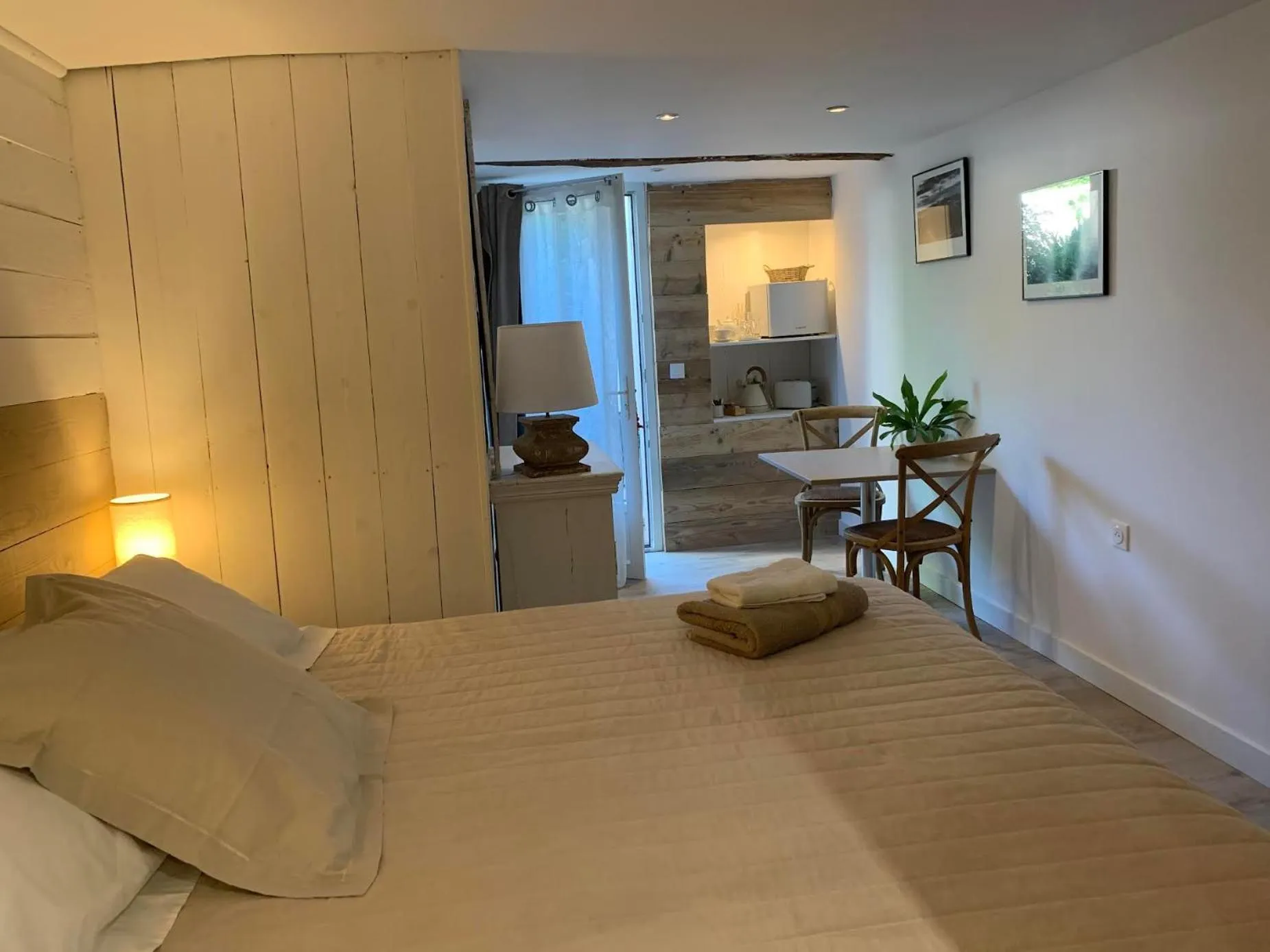 Bed in Appart'hôtel 27 le lion d'or