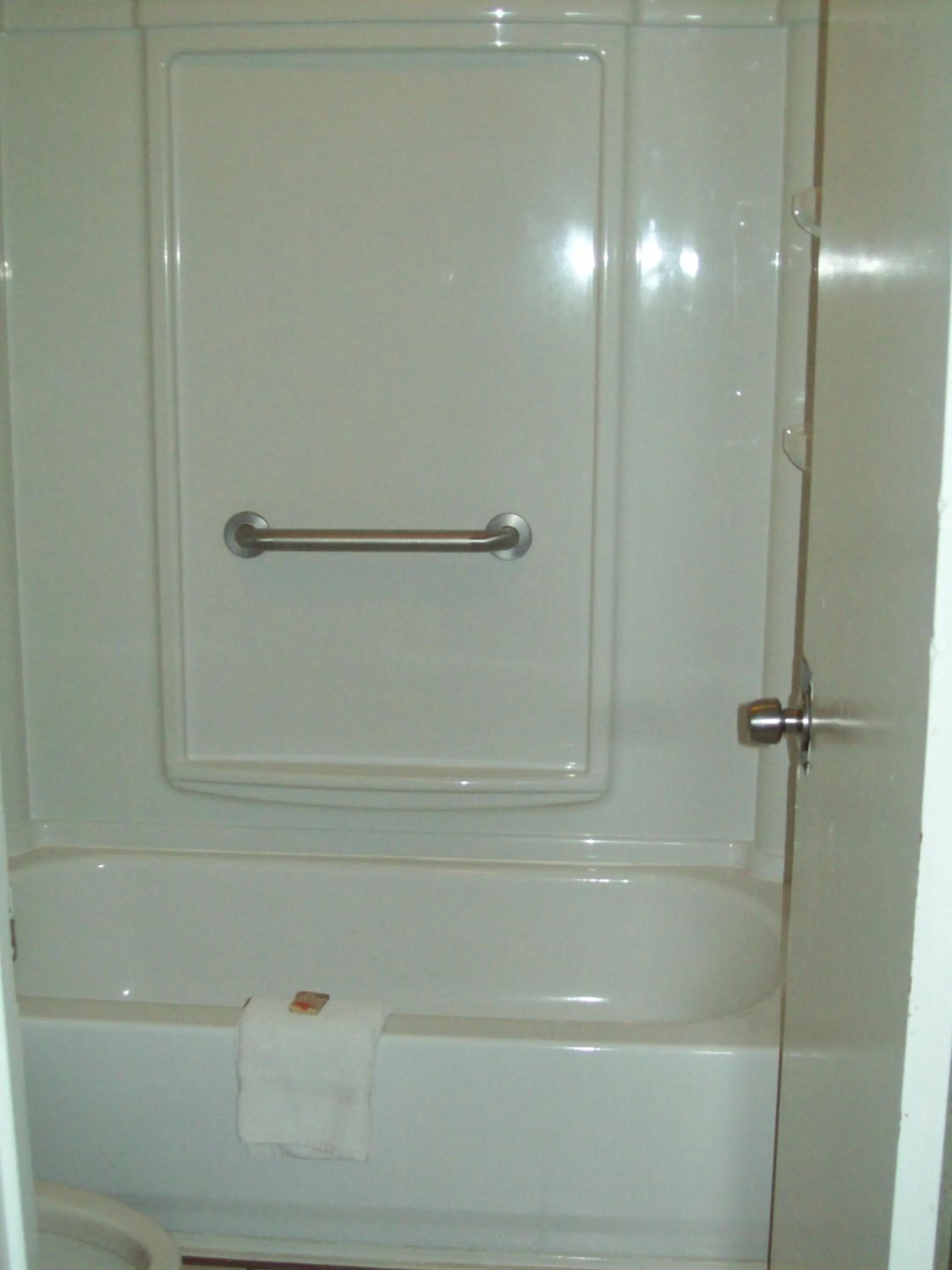 Bathroom in Relax Inn Savannah