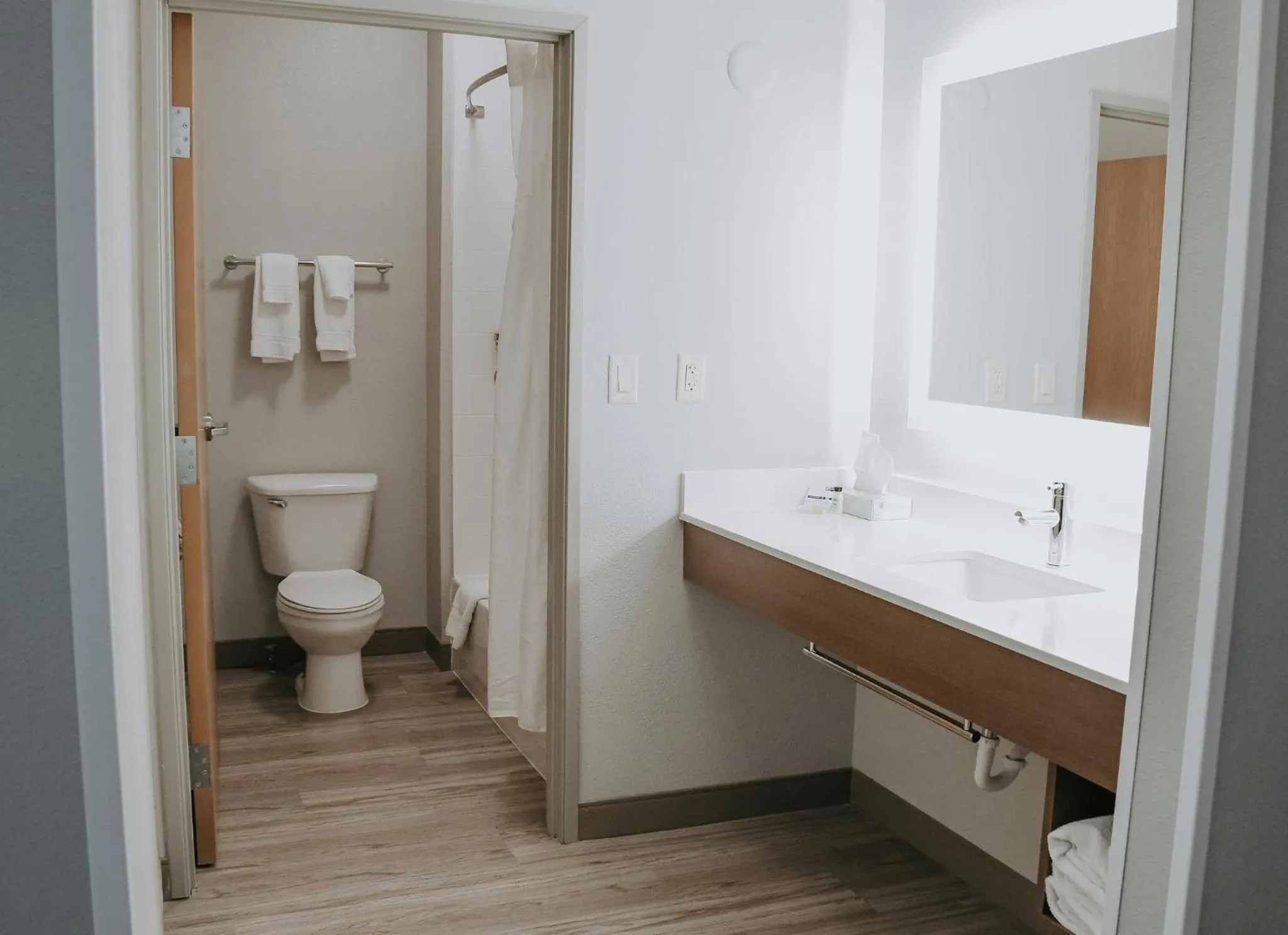 Bathroom in Holiday Inn Express Hotel & Suites Lincoln South by IHG