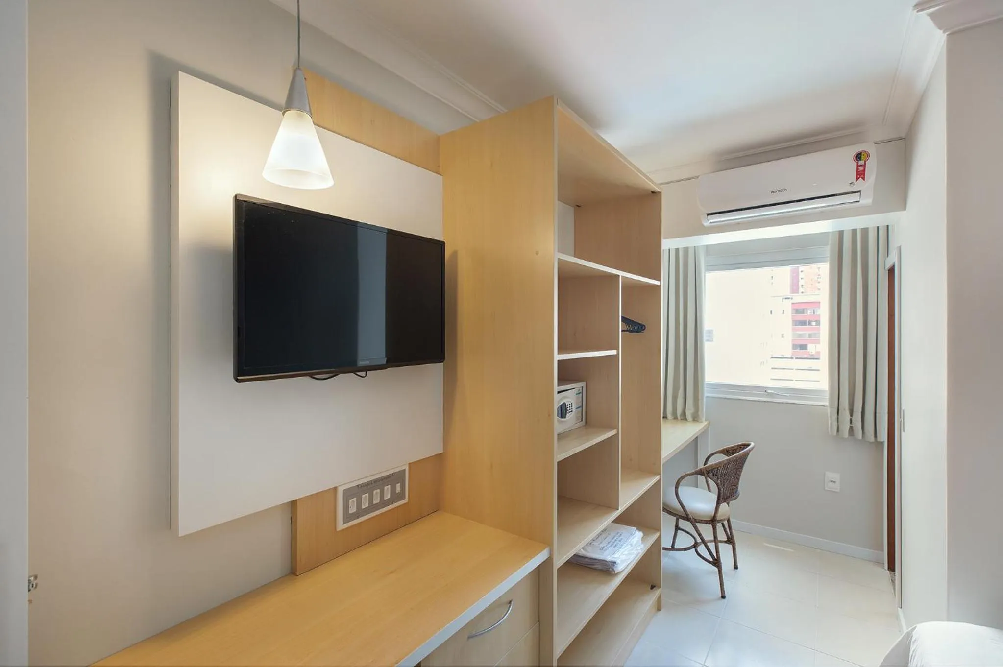 Photo of the whole room in Miramar Hotel