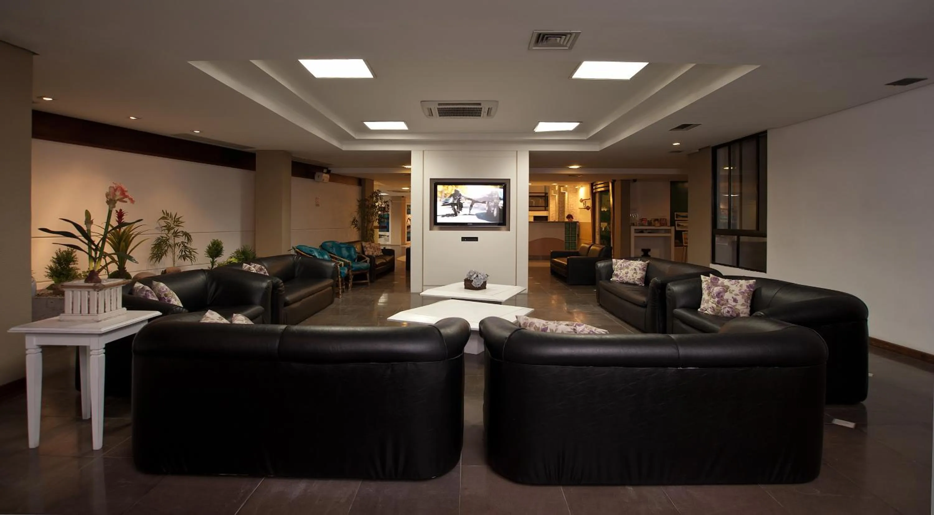 Toilet in Miramar Hotel