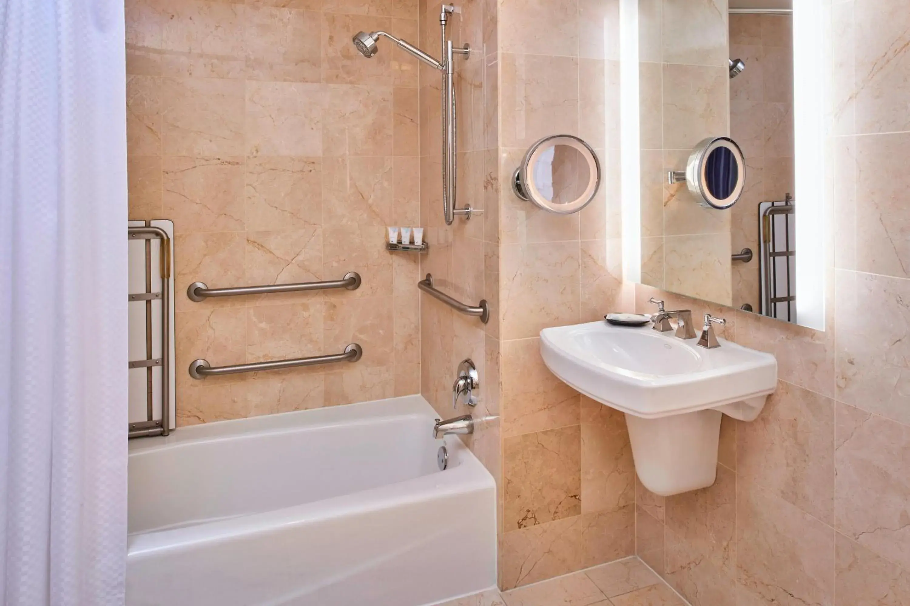 Double Room with Two Double Beds - Hearing Accessible in The Westin Detroit Metropolitan Airport Double Room with Two Double Beds - Hearing Accessible in The Westin Detroit Metropolitan Airport