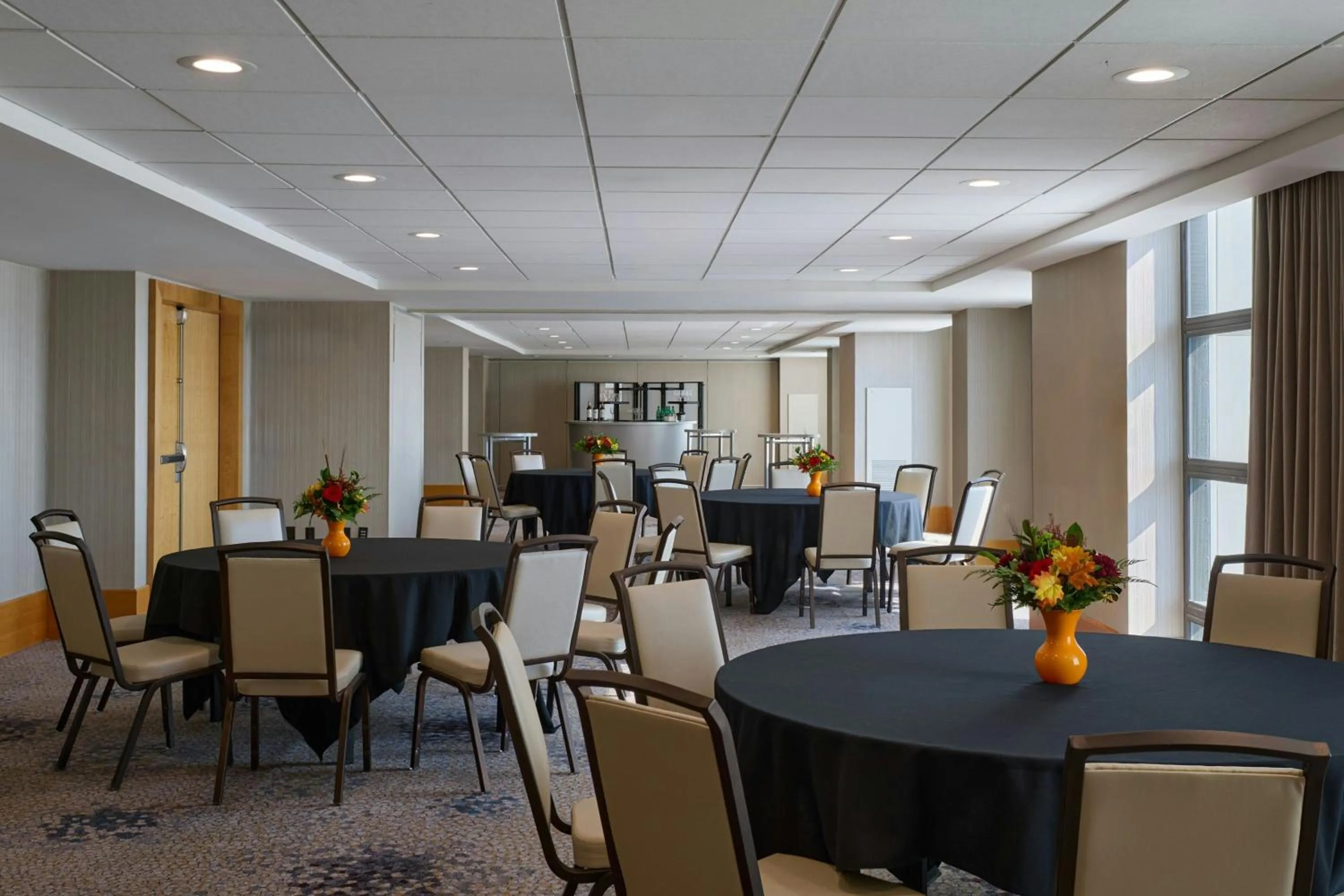 Meeting/conference room in The Westin Detroit Metropolitan Airport