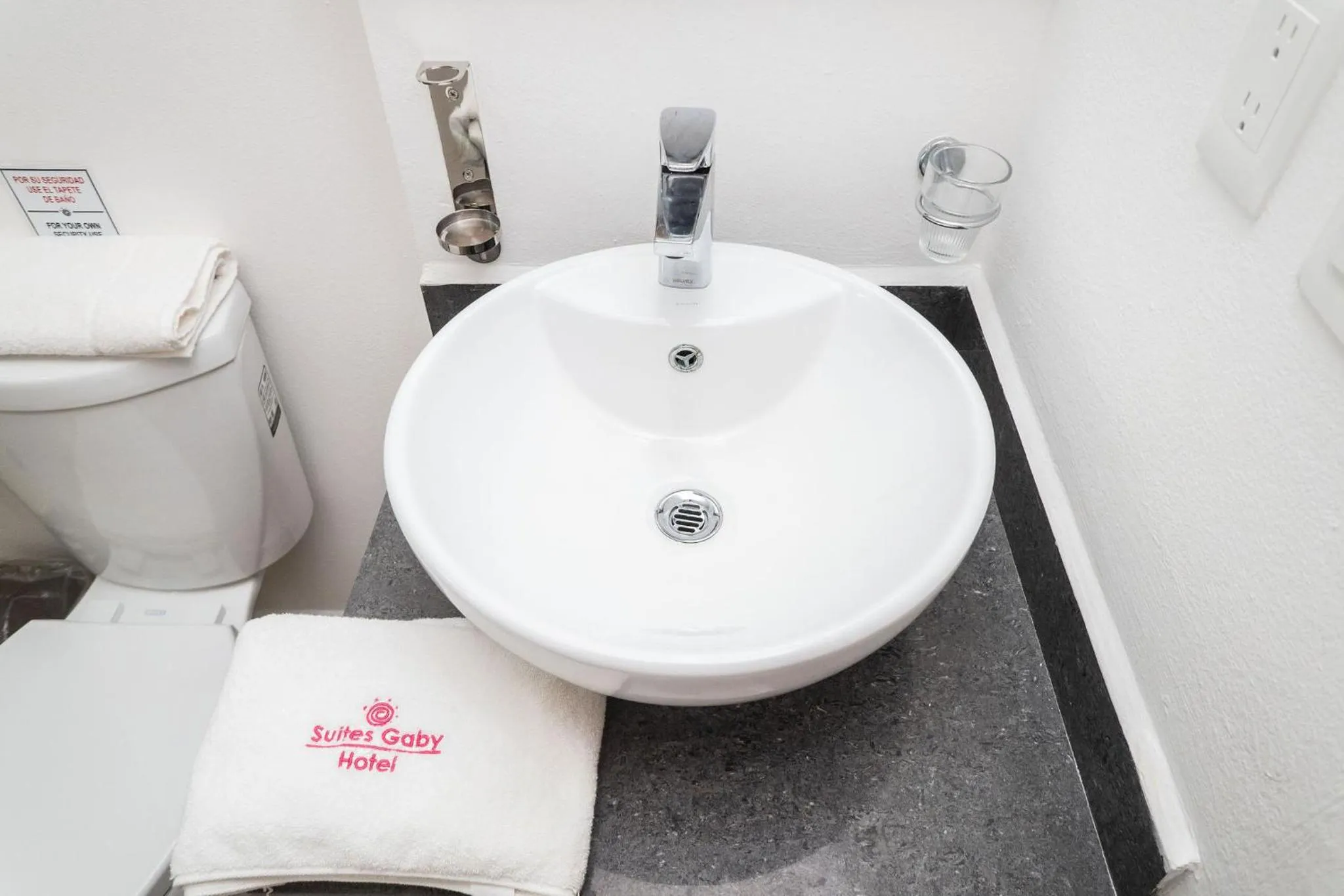 Bathroom in Suites Gaby Cancun