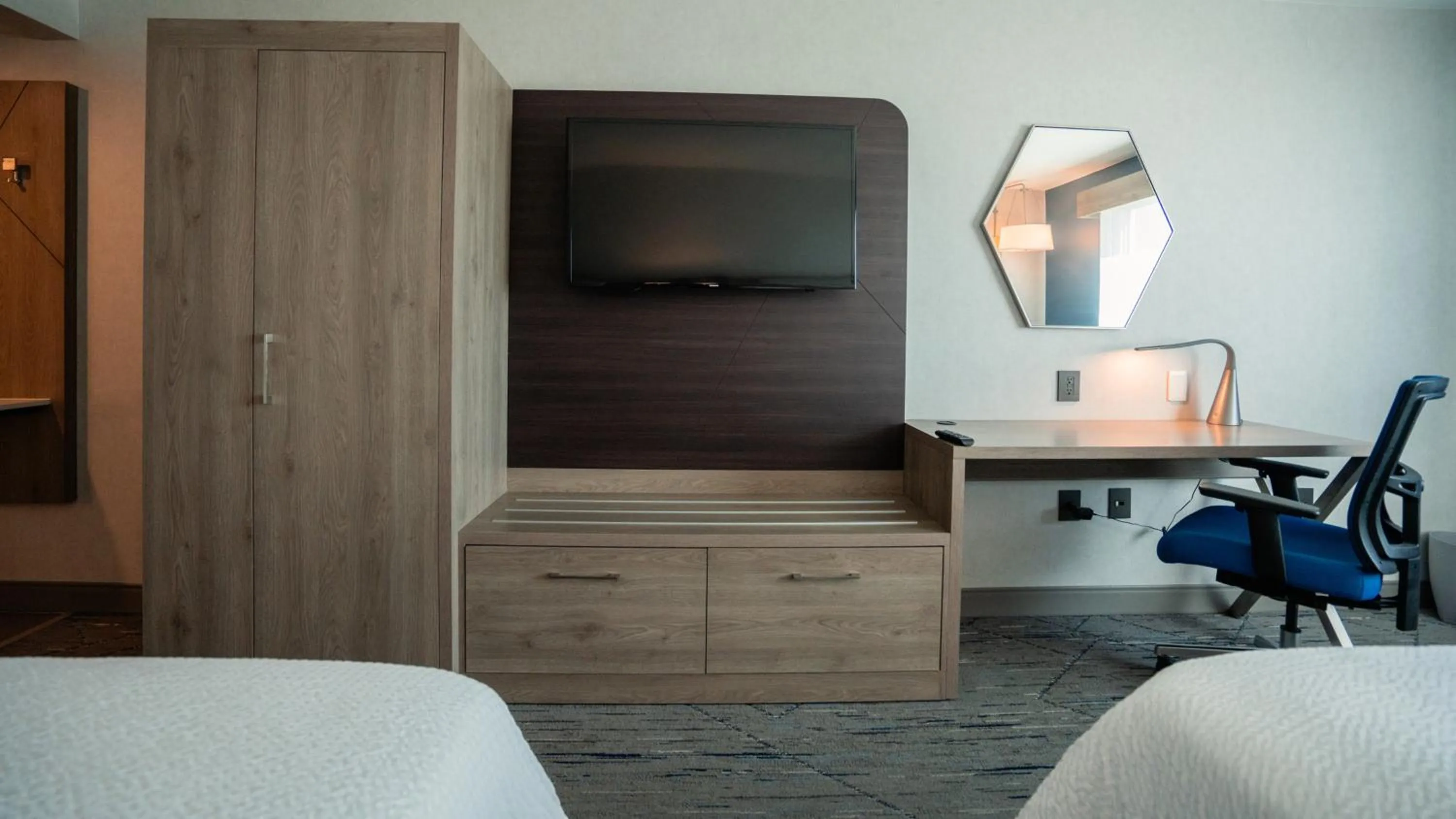 Photo of the whole room, Bed in Holiday Inn Express Hotel & Suites CD. Juarez - Las Misiones by IHG