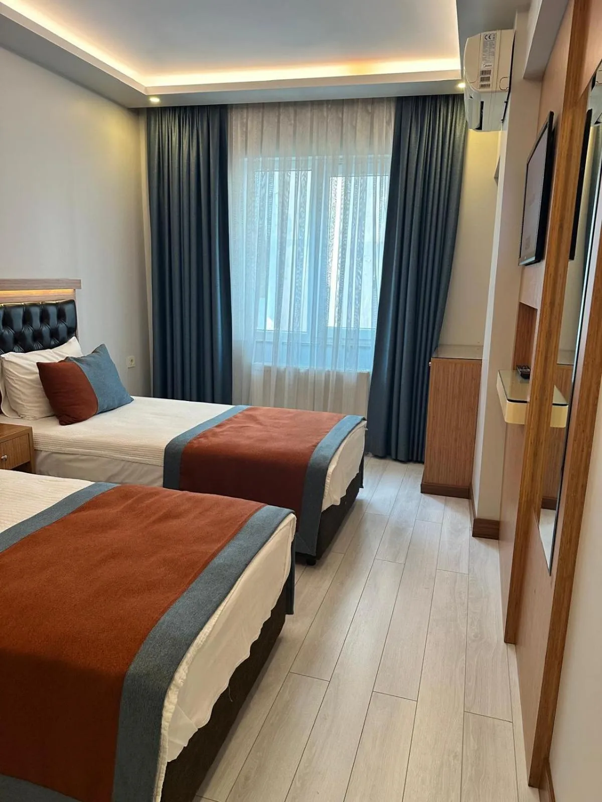 Bed in Hotel Resitpasa Istanbul