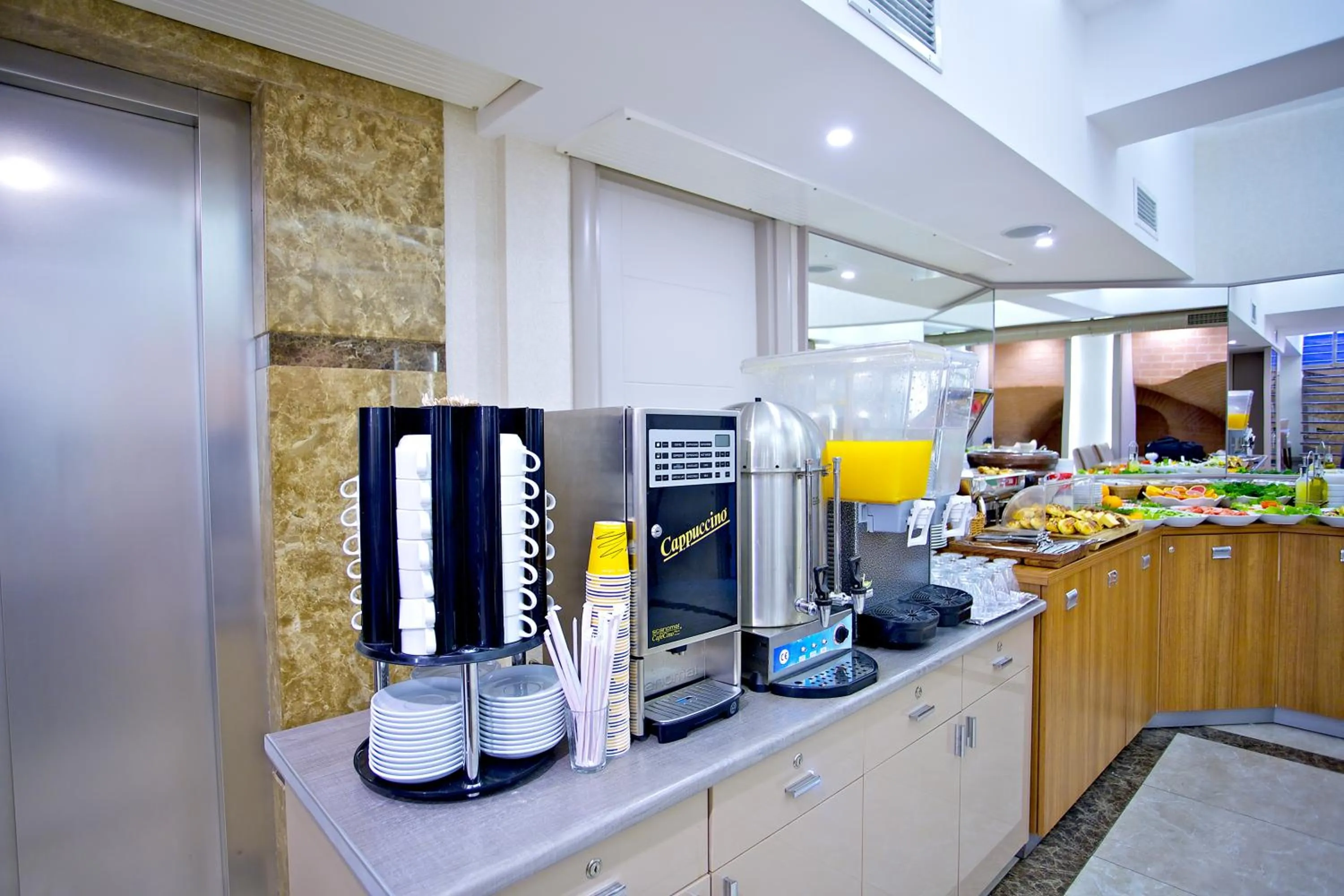 Restaurant/places to eat in Hotel Resitpasa Istanbul