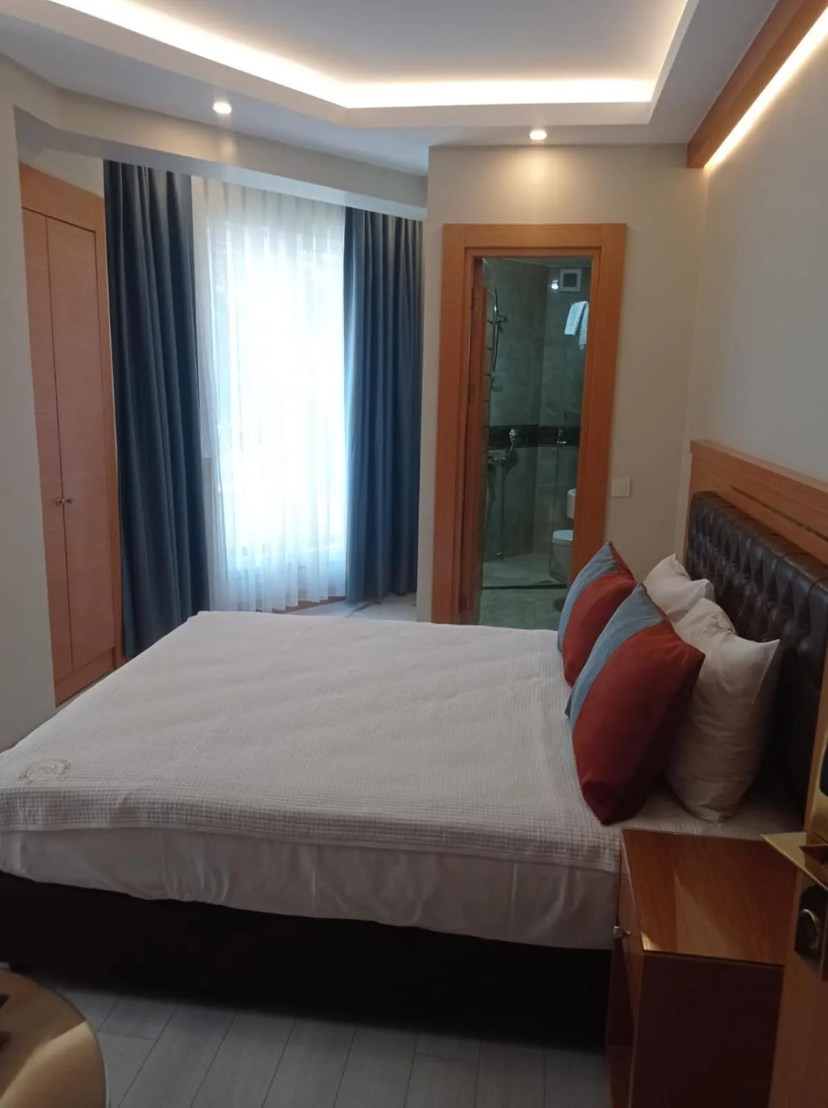 Bed in Hotel Resitpasa Istanbul