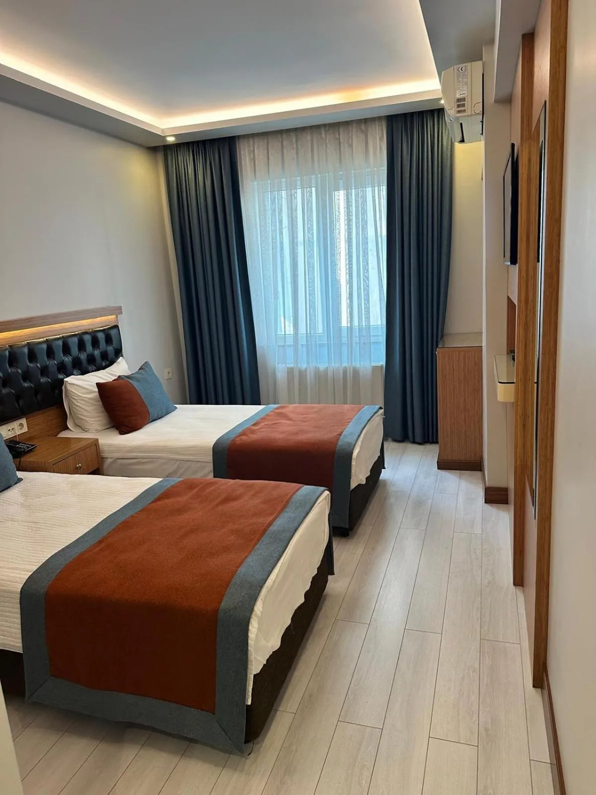 Bed in Hotel Resitpasa Istanbul