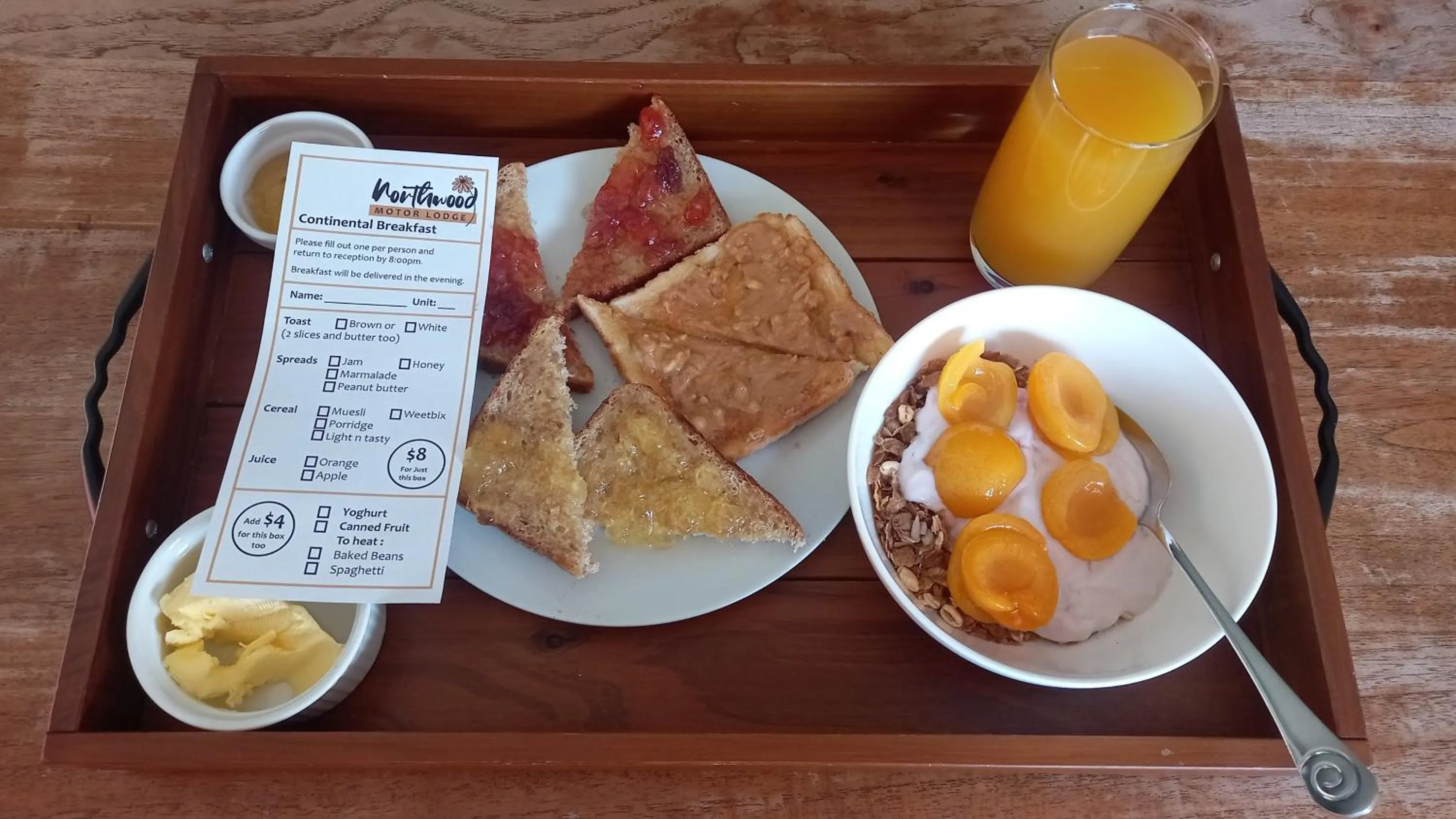 Breakfast in Northwood Motor Lodge