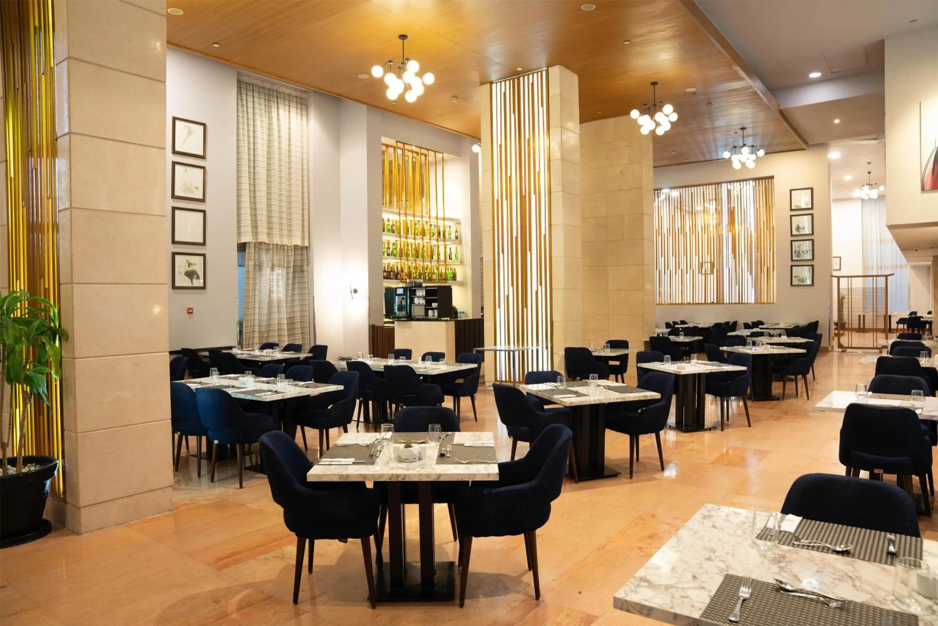 Restaurant/places to eat in Radisson Blu Hotel, Cairo Heliopolis