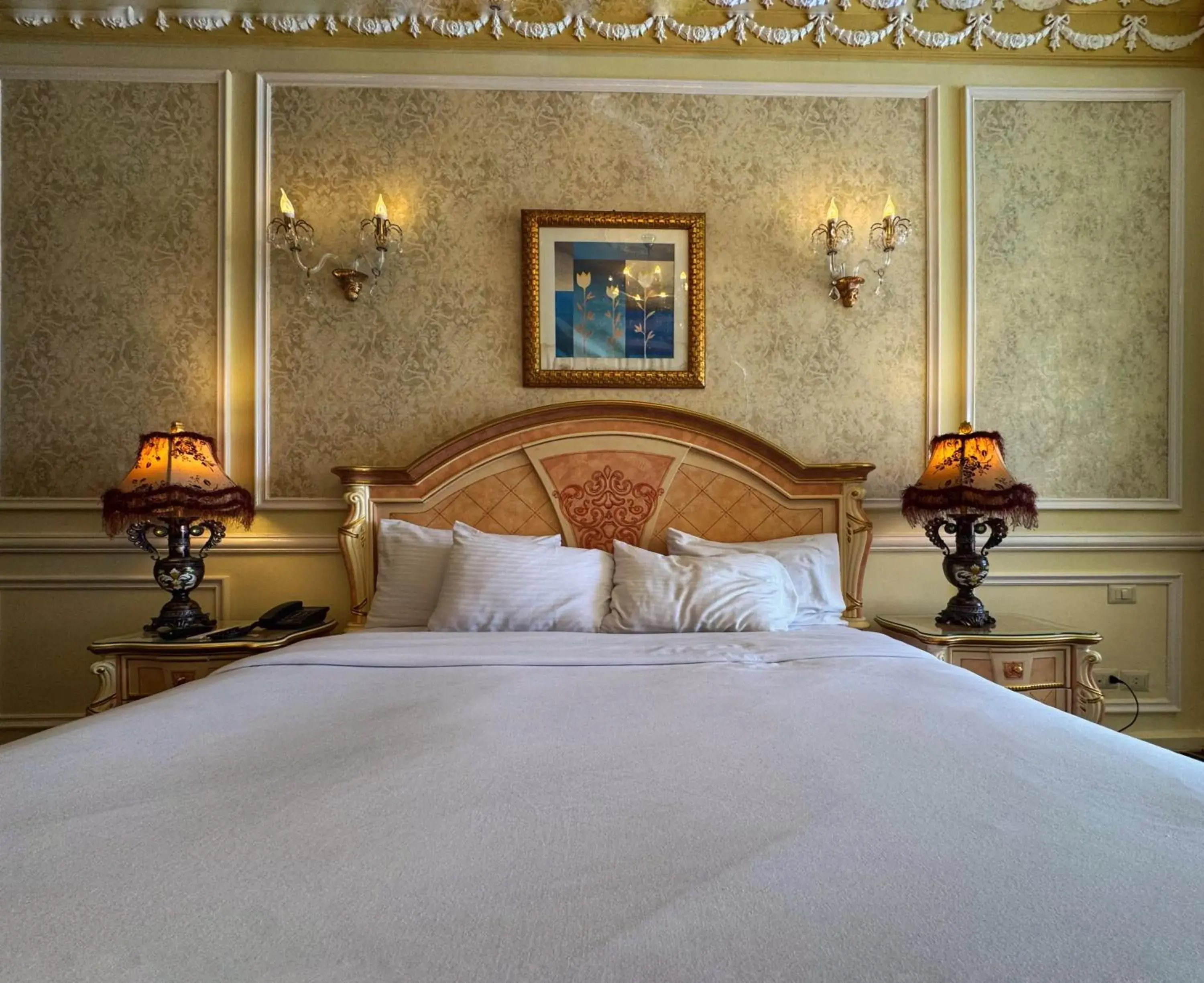 Paradise Royal Suite-Partial Sea View & Pool View in Paradise Inn Beach Resort Paradise Royal Suite-Partial Sea View & Pool View in Paradise Inn Beach Resort