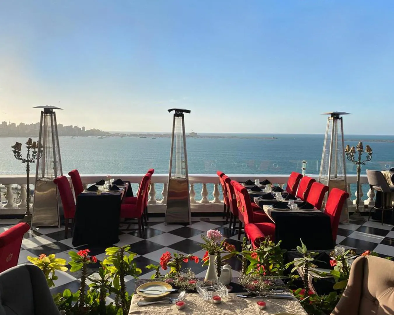 Restaurant/places to eat in Le Metropole Luxury Heritage Hotel Since 1902 by Paradise Inn Group