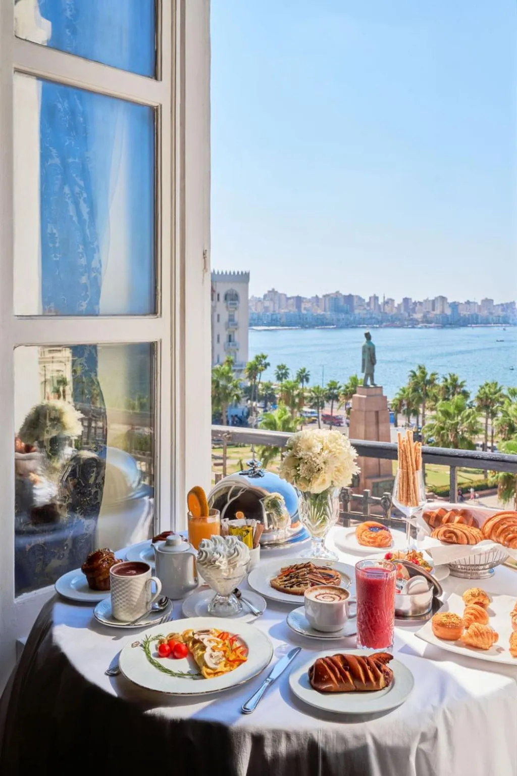 Dining area in Le Metropole Luxury Heritage Hotel Since 1902 by Paradise Inn Group