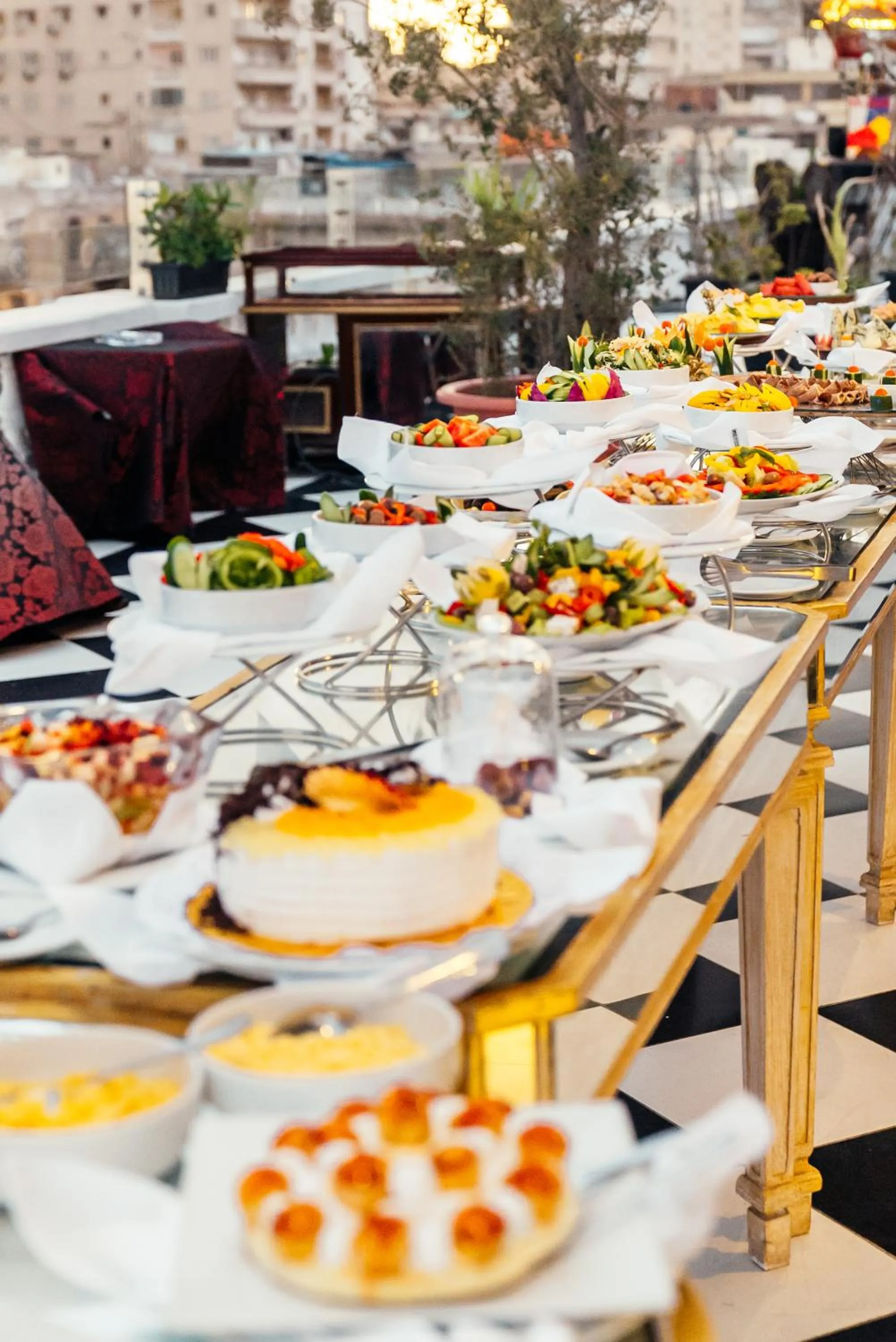 Restaurant/places to eat in Le Metropole Luxury Heritage Hotel Since 1902 by Paradise Inn Group