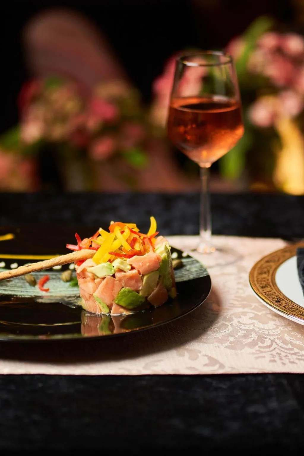 Food and drinks in Le Metropole Luxury Heritage Hotel Since 1902 by Paradise Inn Group