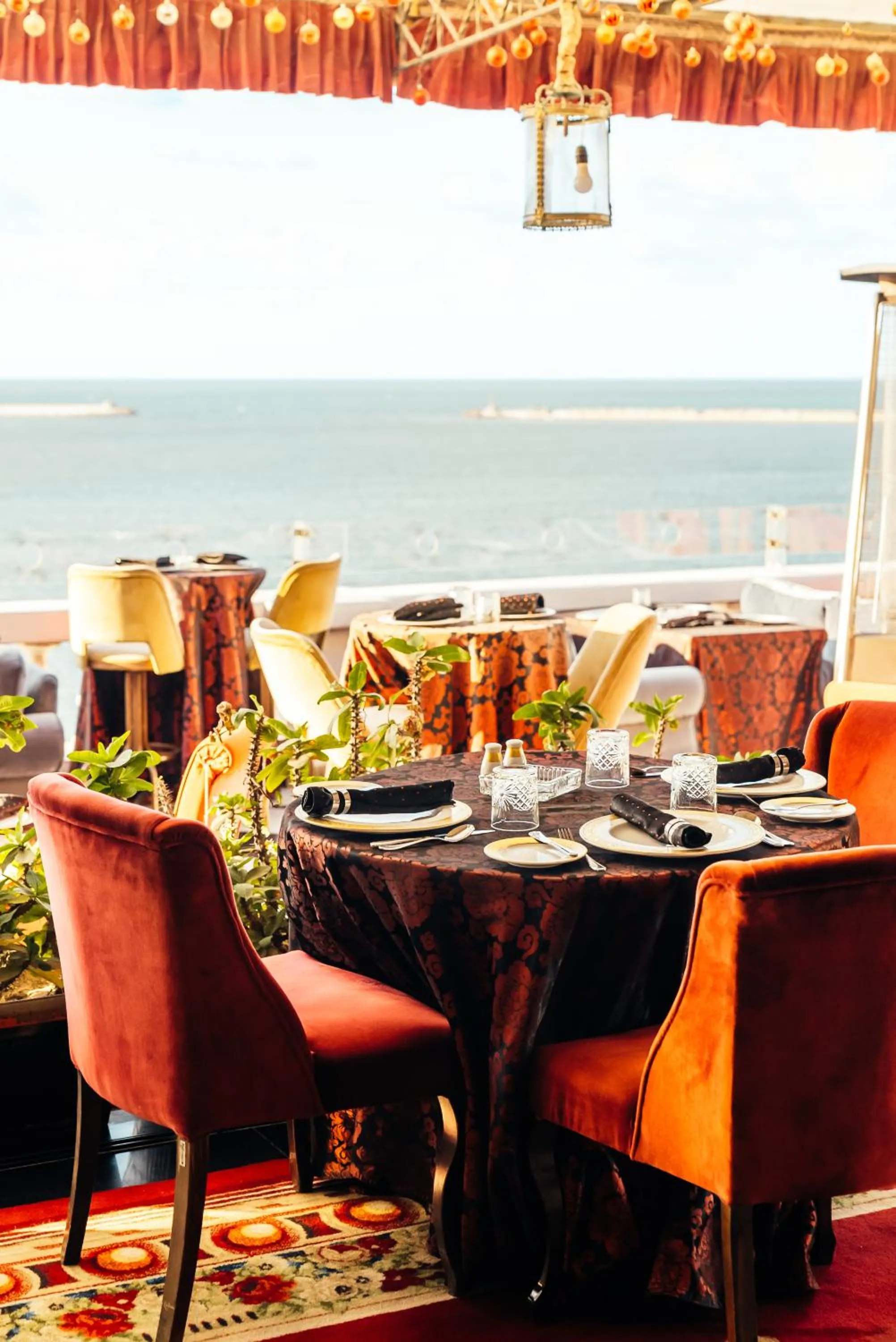 Restaurant/places to eat in Le Metropole Luxury Heritage Hotel Since 1902 by Paradise Inn Group