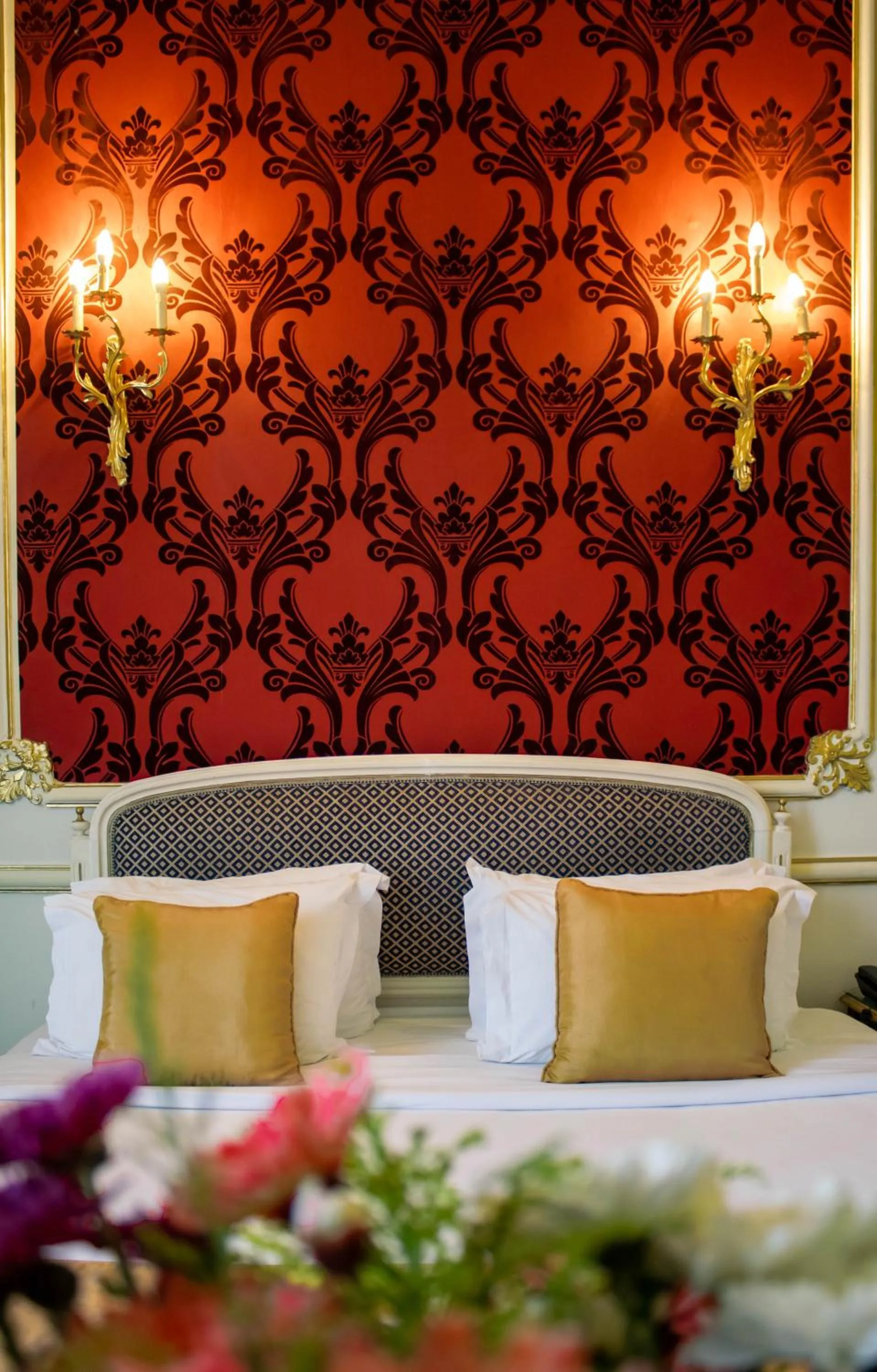 Bed in Windsor Palace Luxury Heritage Hotel Since 1906 by Paradise Inn Group