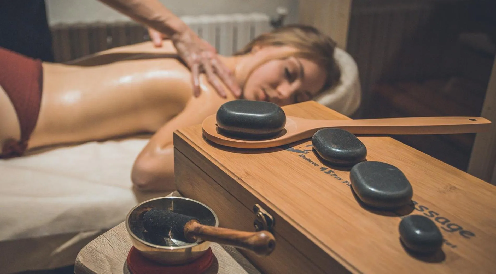 Massage in La Bombonière & Spa