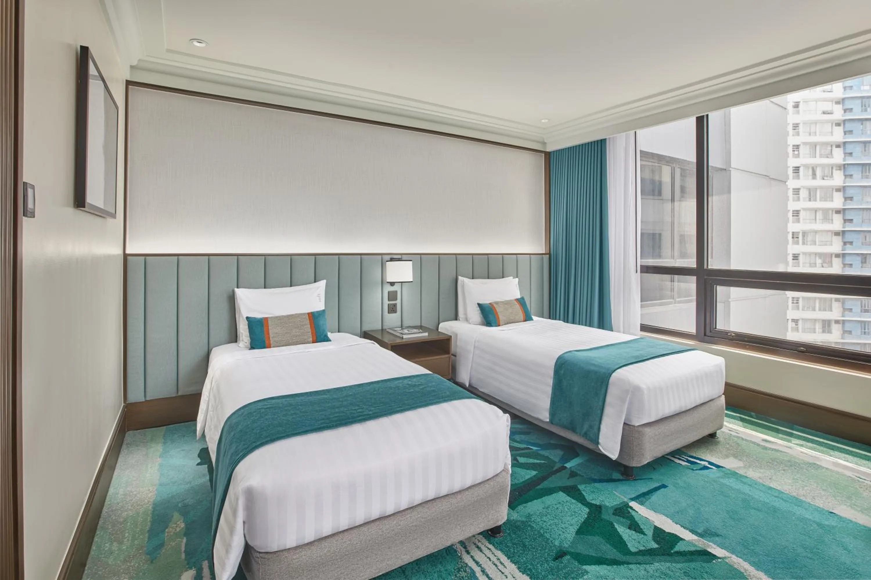 Bed in Holiday Inn & Suites Manila Galleria by IHG