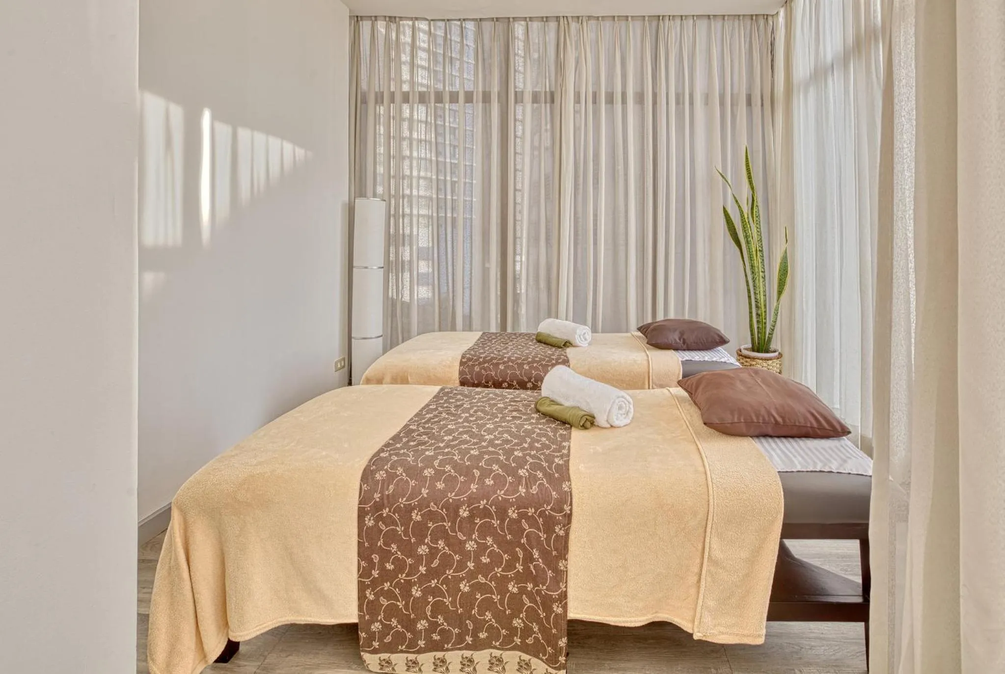 Spa and wellness centre/facilities, Bed in Holiday Inn & Suites Manila Galleria by IHG