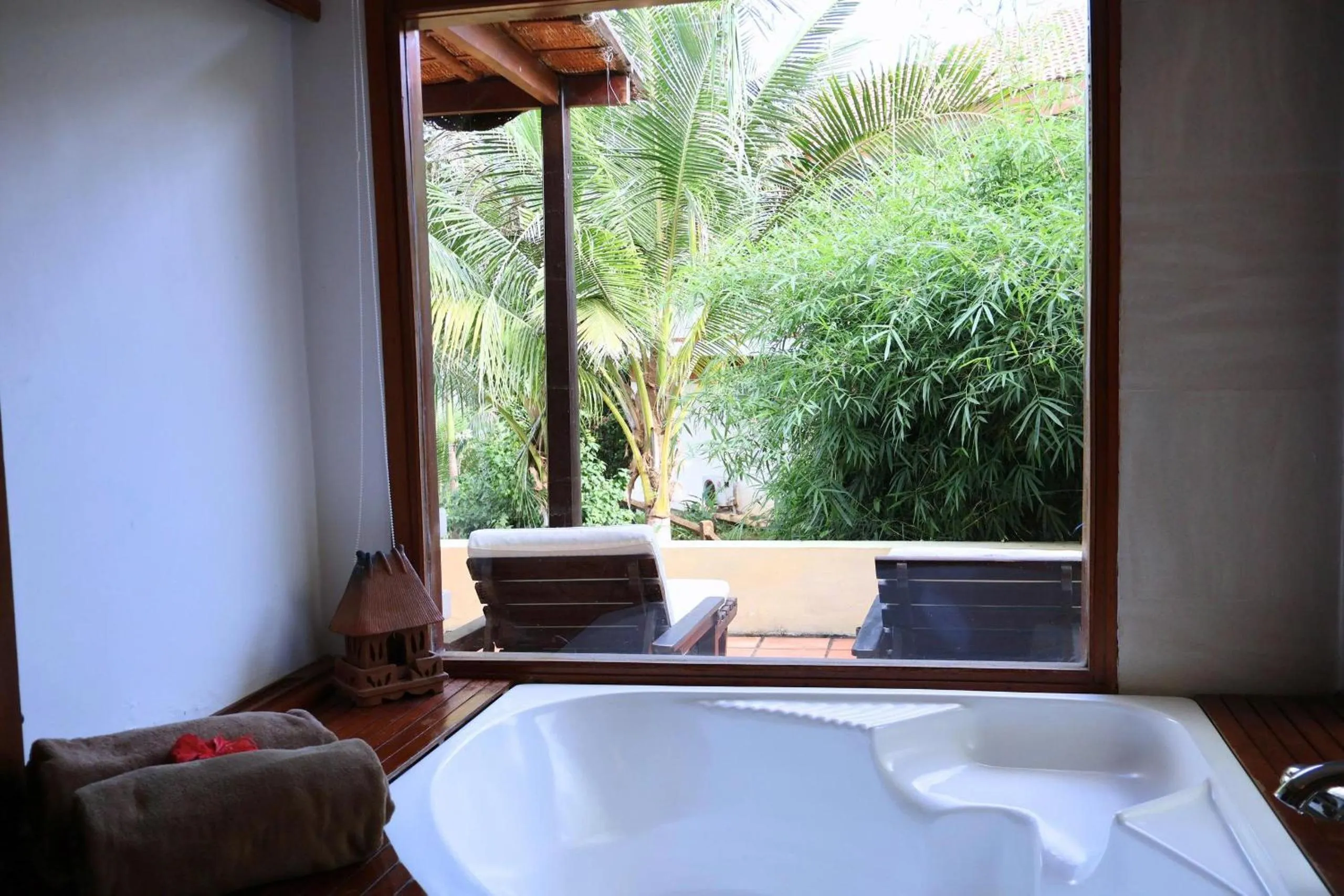Bath in Victoria Phan Thiet Beach Resort & Spa
