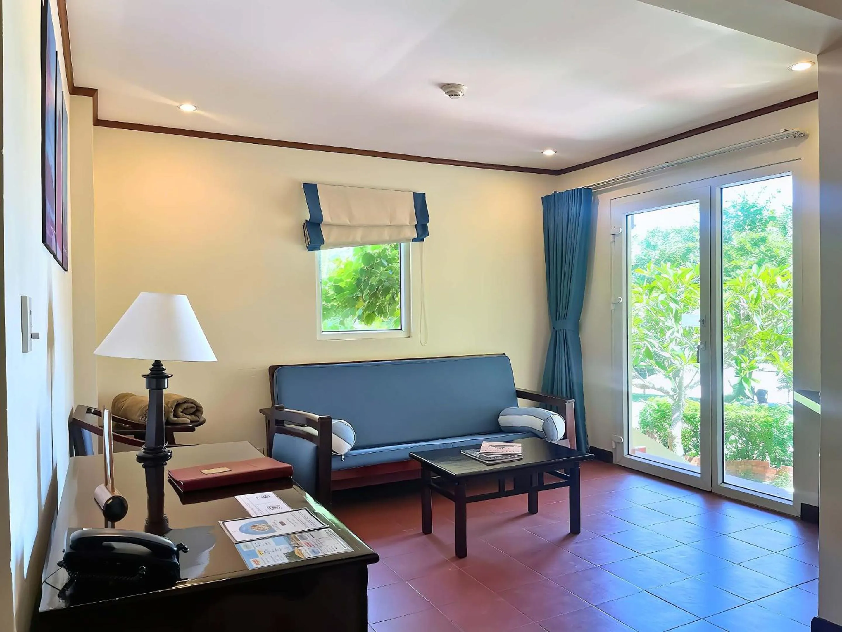 Seating area in Victoria Phan Thiet Beach Resort & Spa