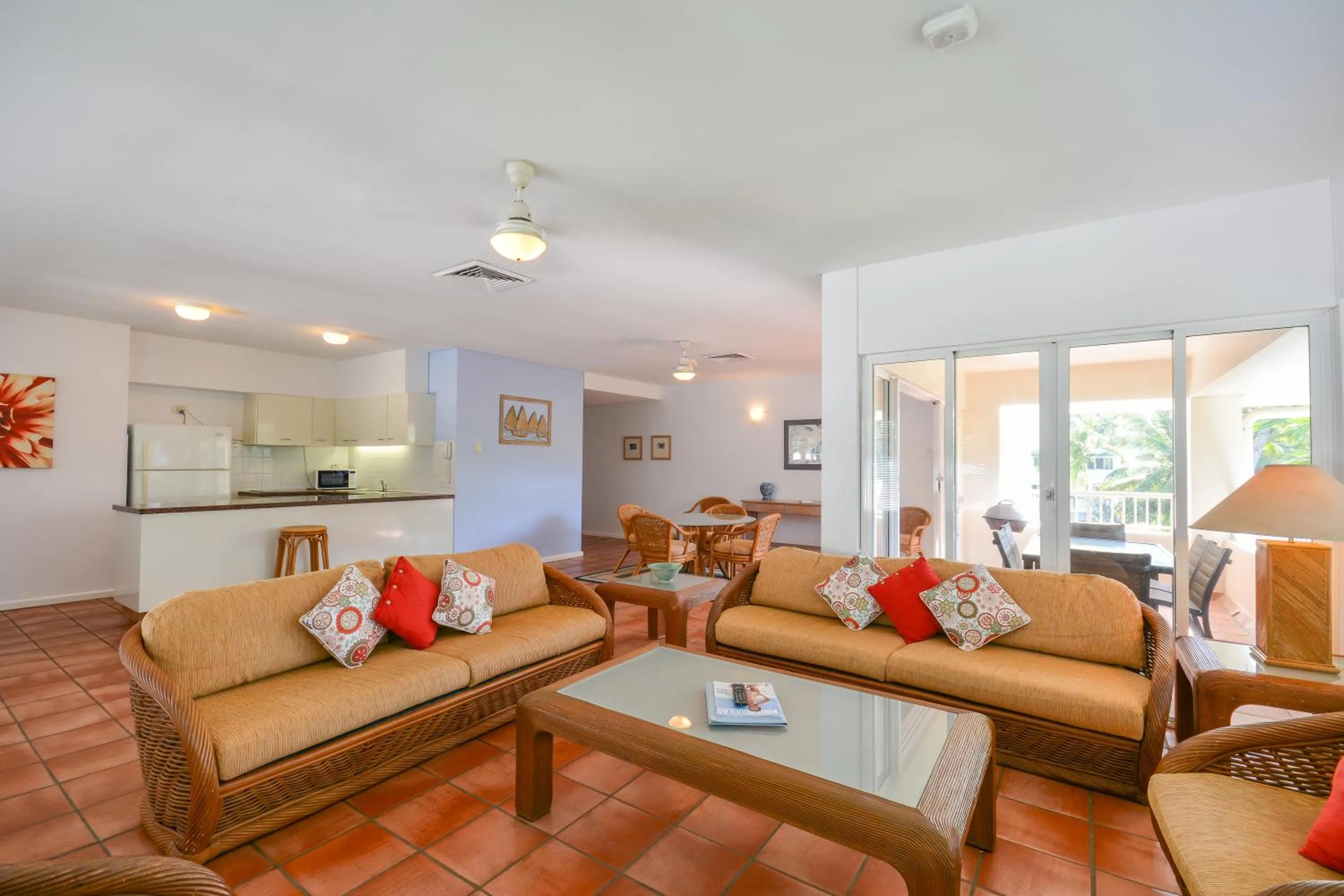 Deluxe One-Bedroom Apartment in Balboa Apartments