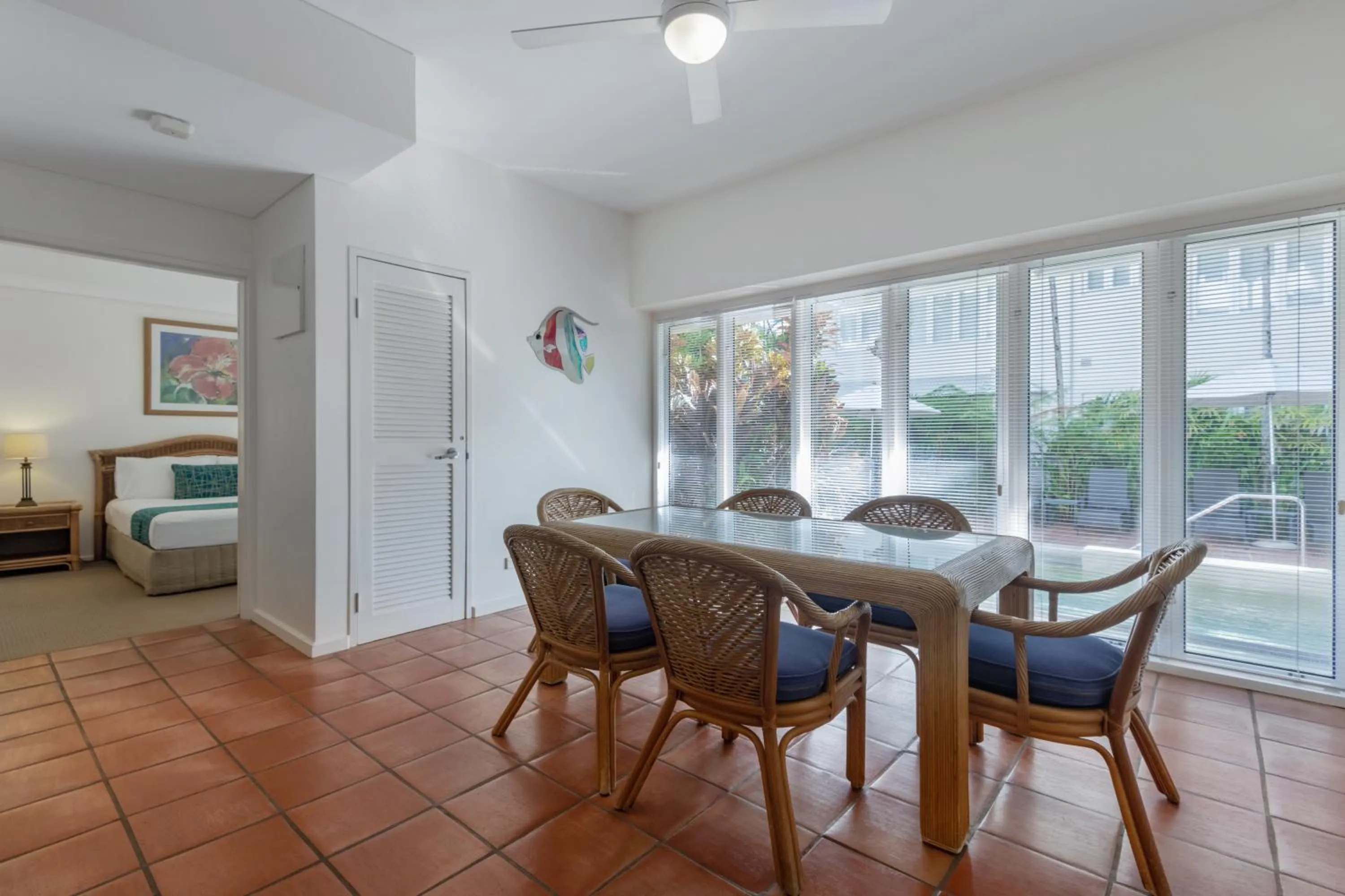 Dining area in Balboa Apartments