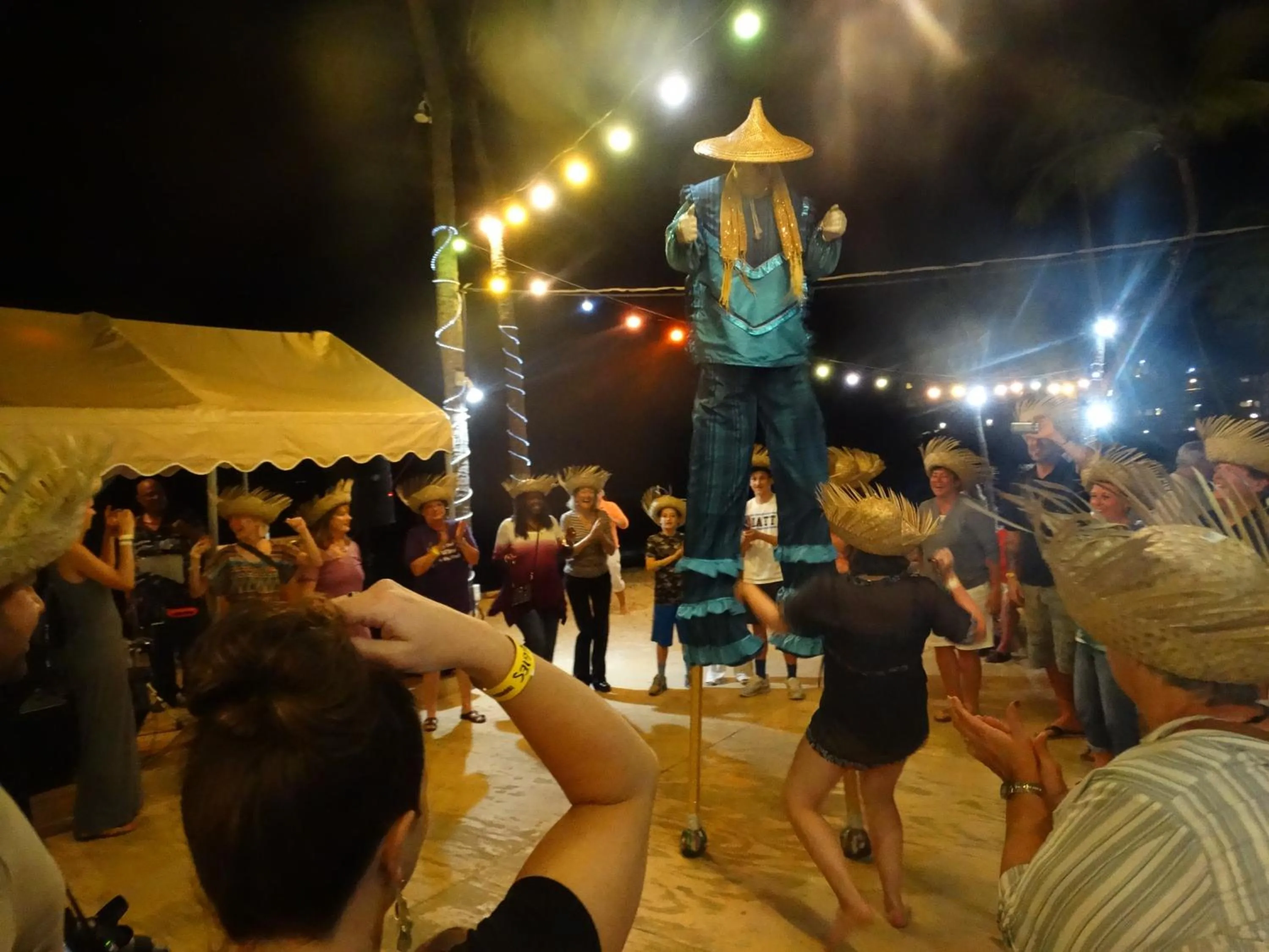 Evening entertainment in Bolongo Bay Beach Resort All Inclusive