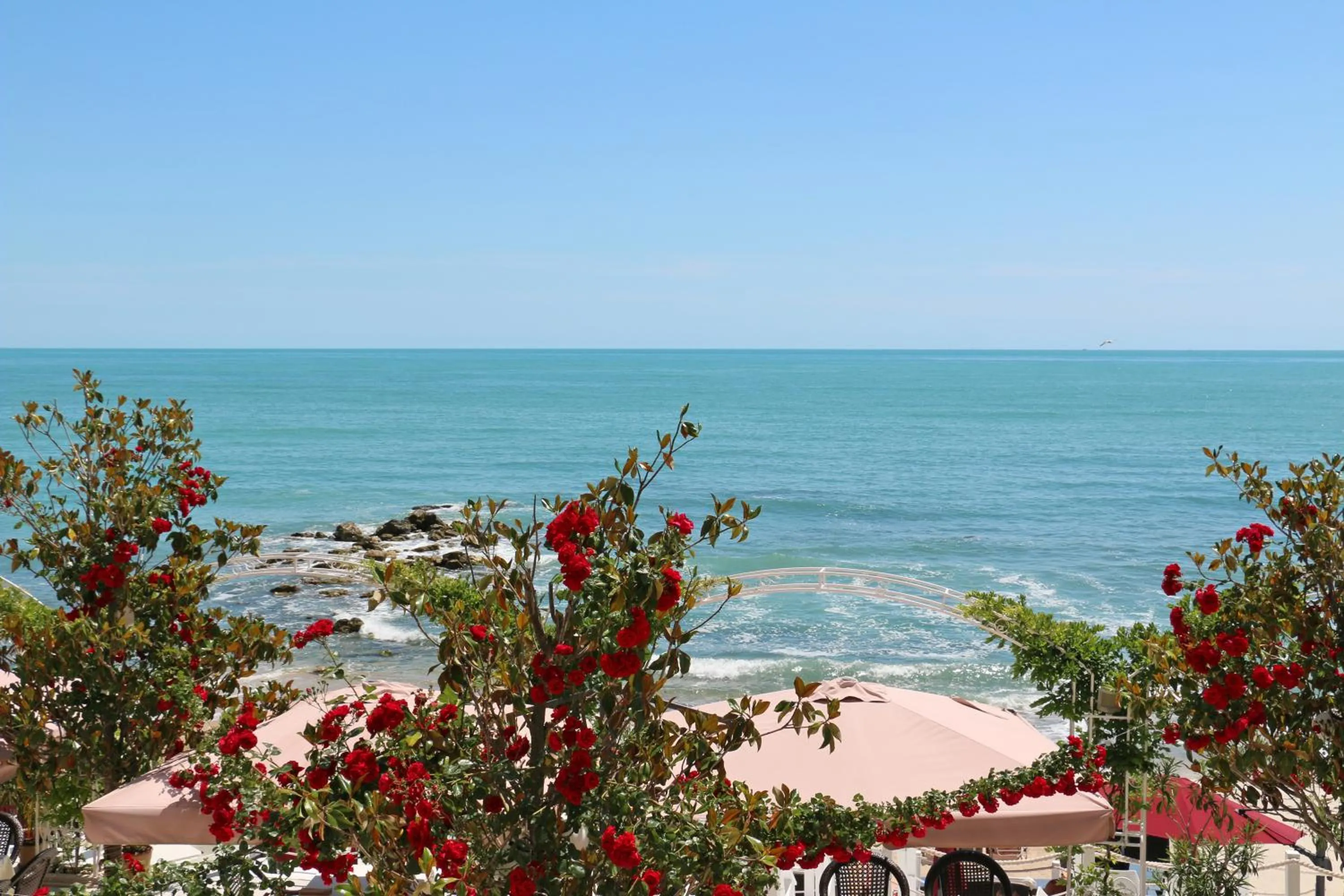 Sea view in La Mer Residence