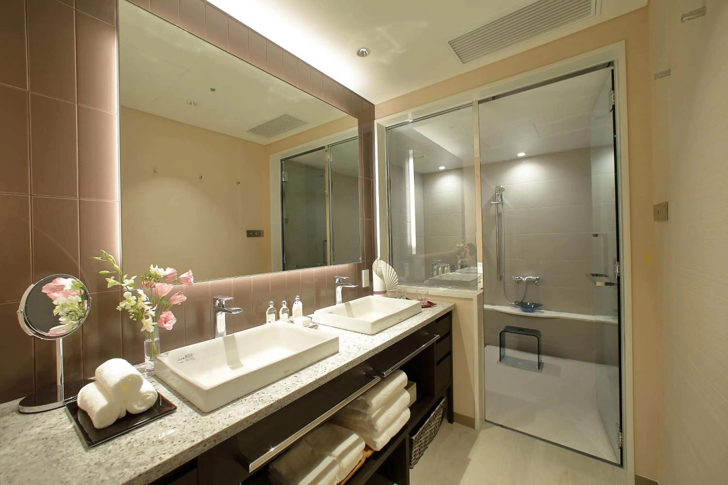 Bathroom in Miyako Hotel Hakata