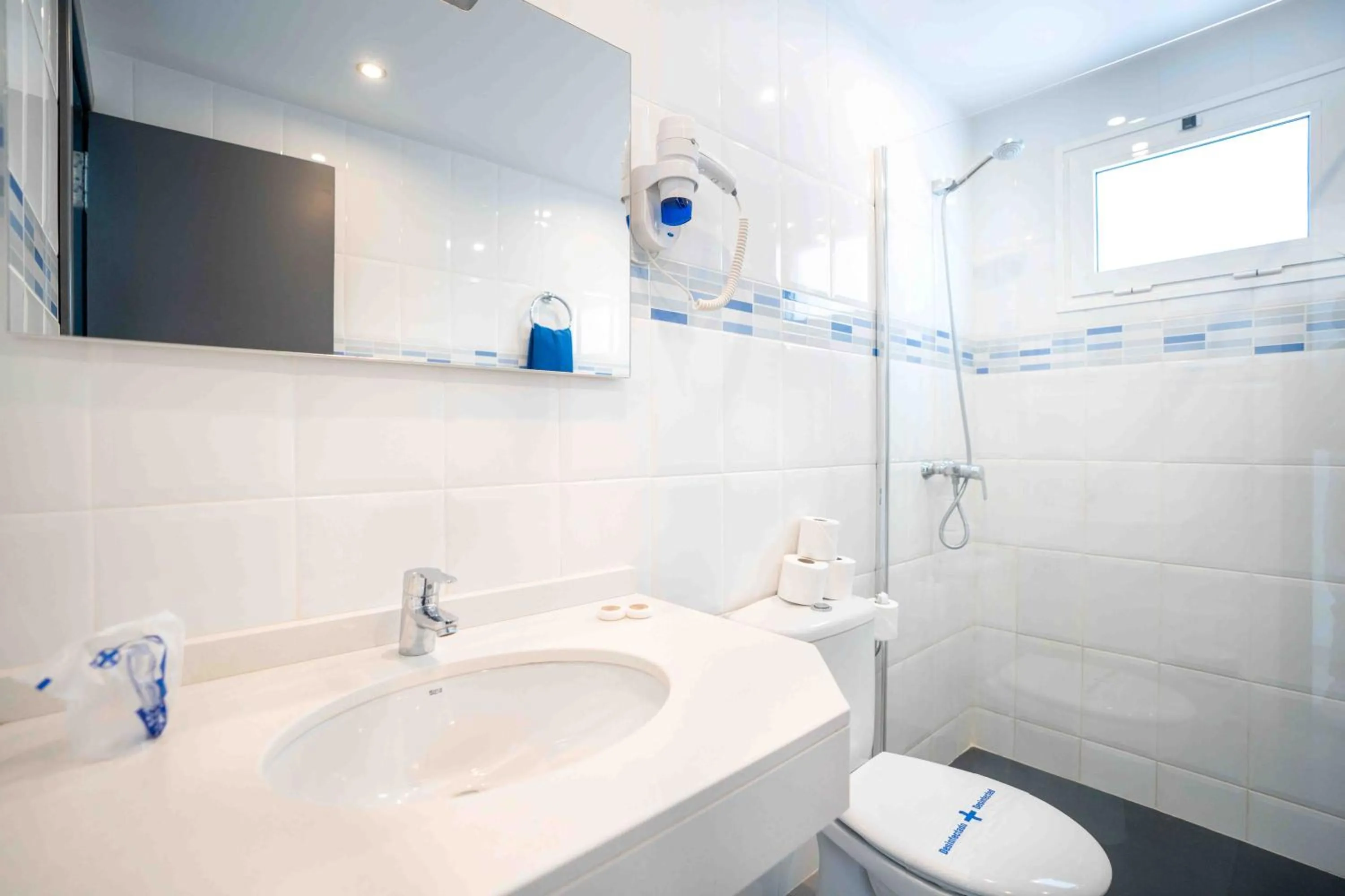 Shower in Apartamentos Jable Bermudas