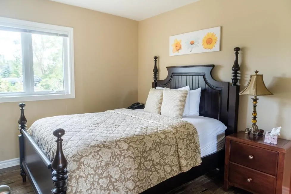 Bed in Rawley Resort, Spa & Marina