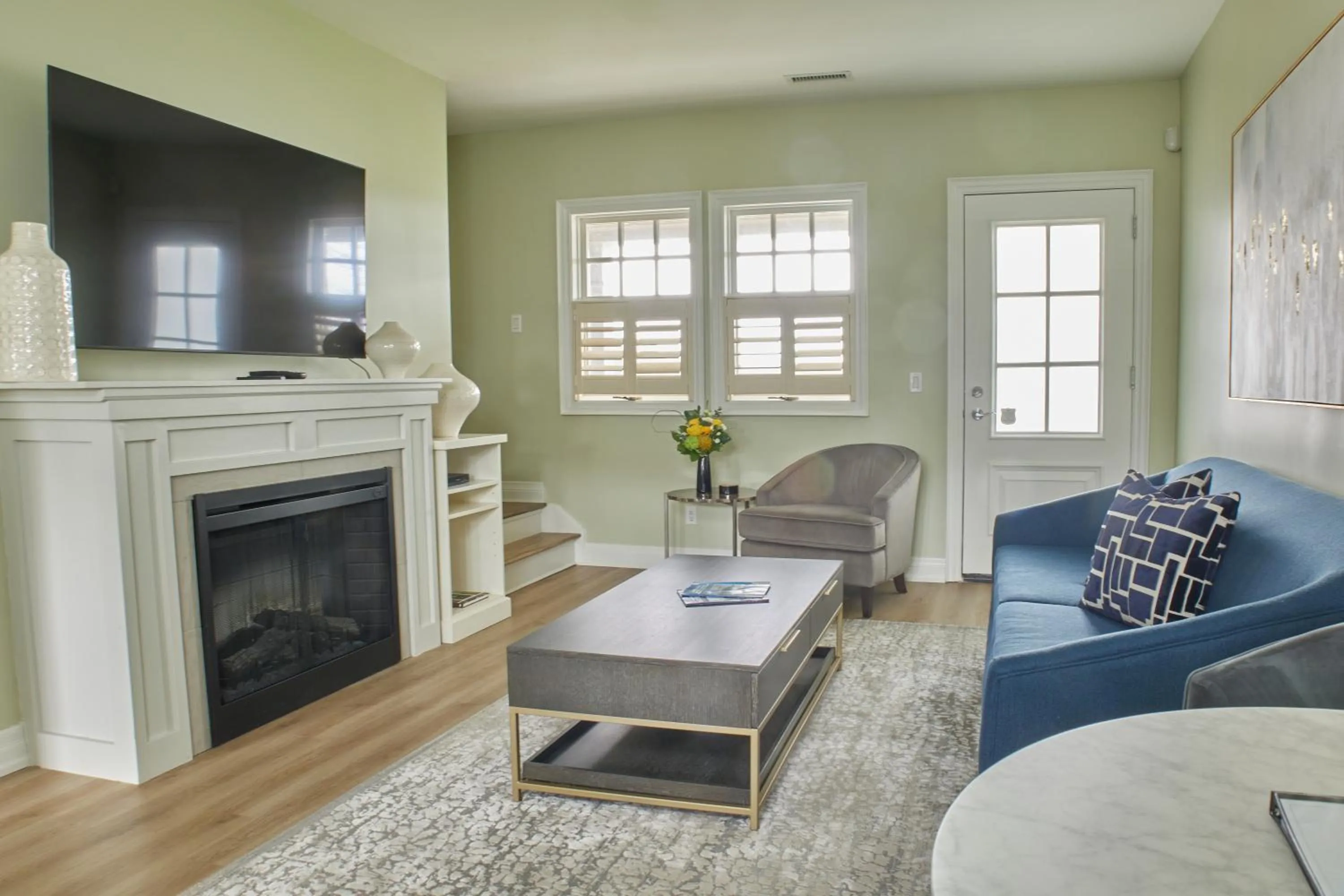 TV and multimedia in Rawley Resort, Spa & Marina