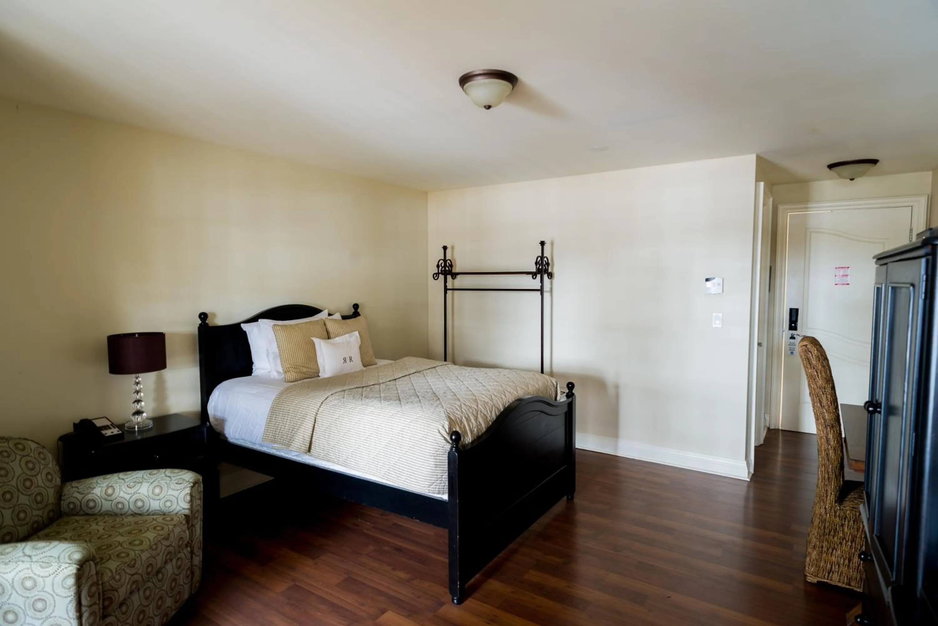 Bed in Rawley Resort, Spa & Marina