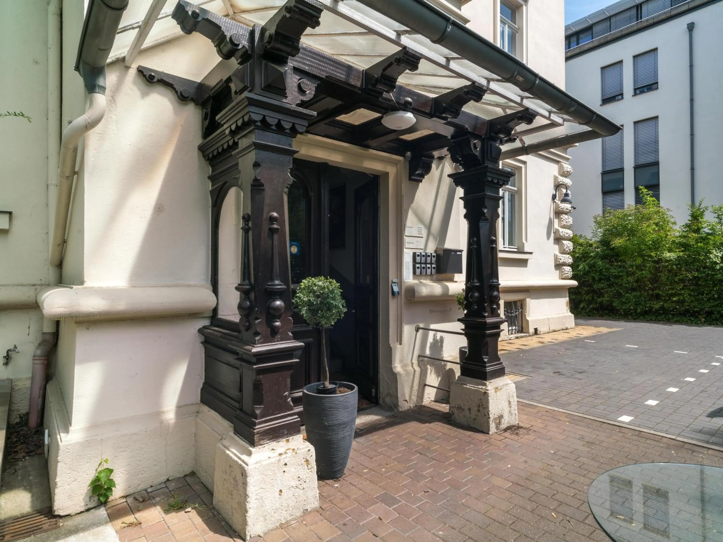 Facade/entrance in Limehome Dresden Antonstraße
