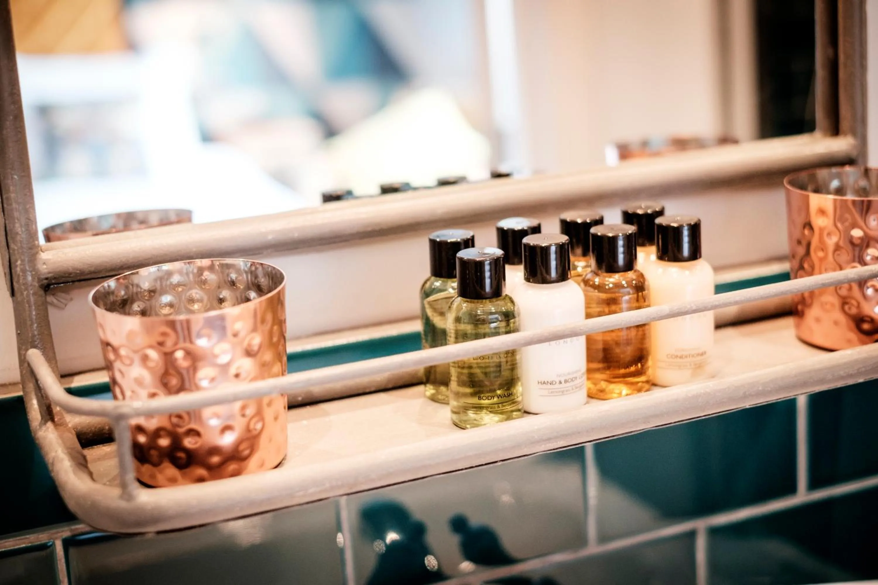 Bathroom in The Queen's Head