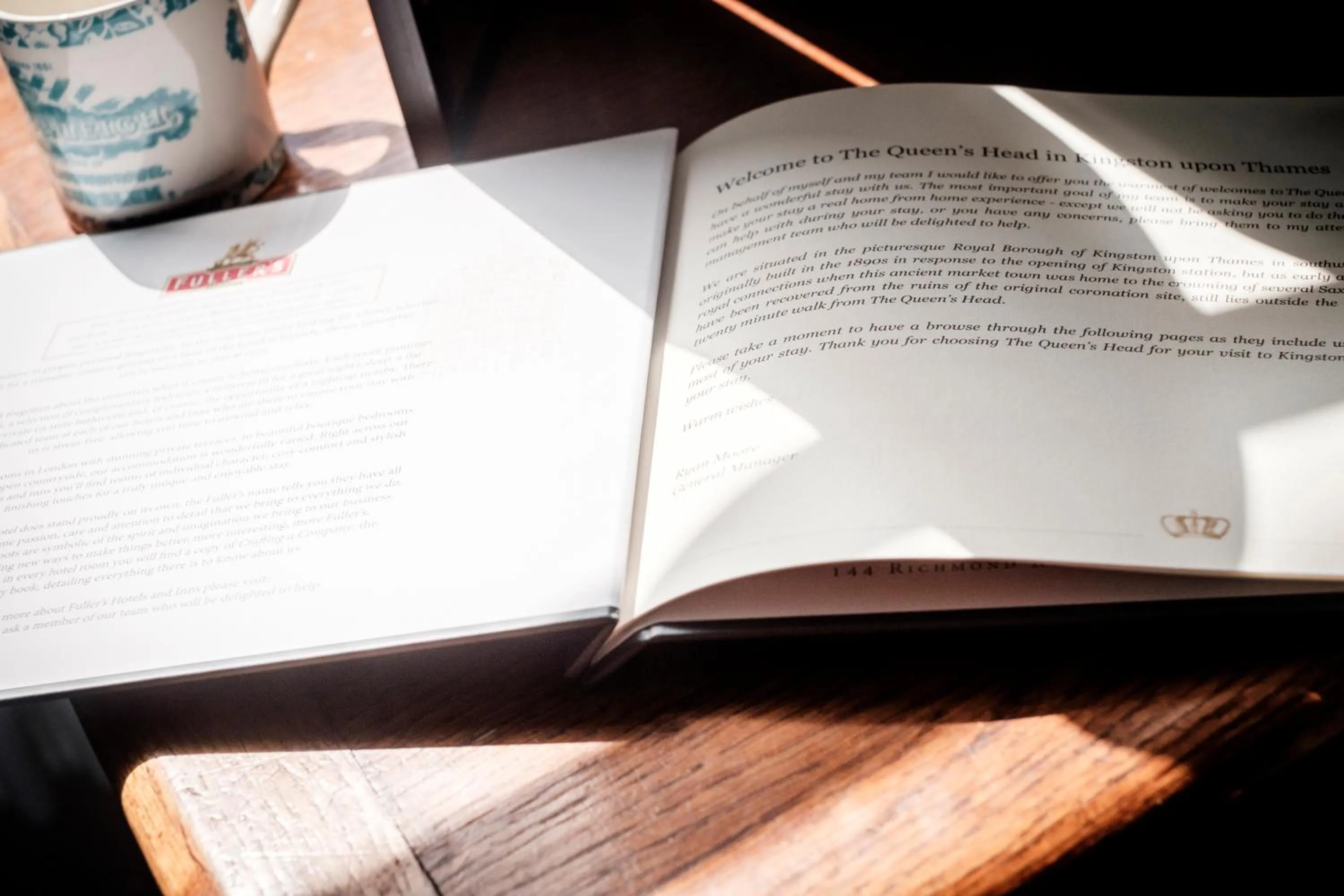 Decorative detail in The Queen's Head