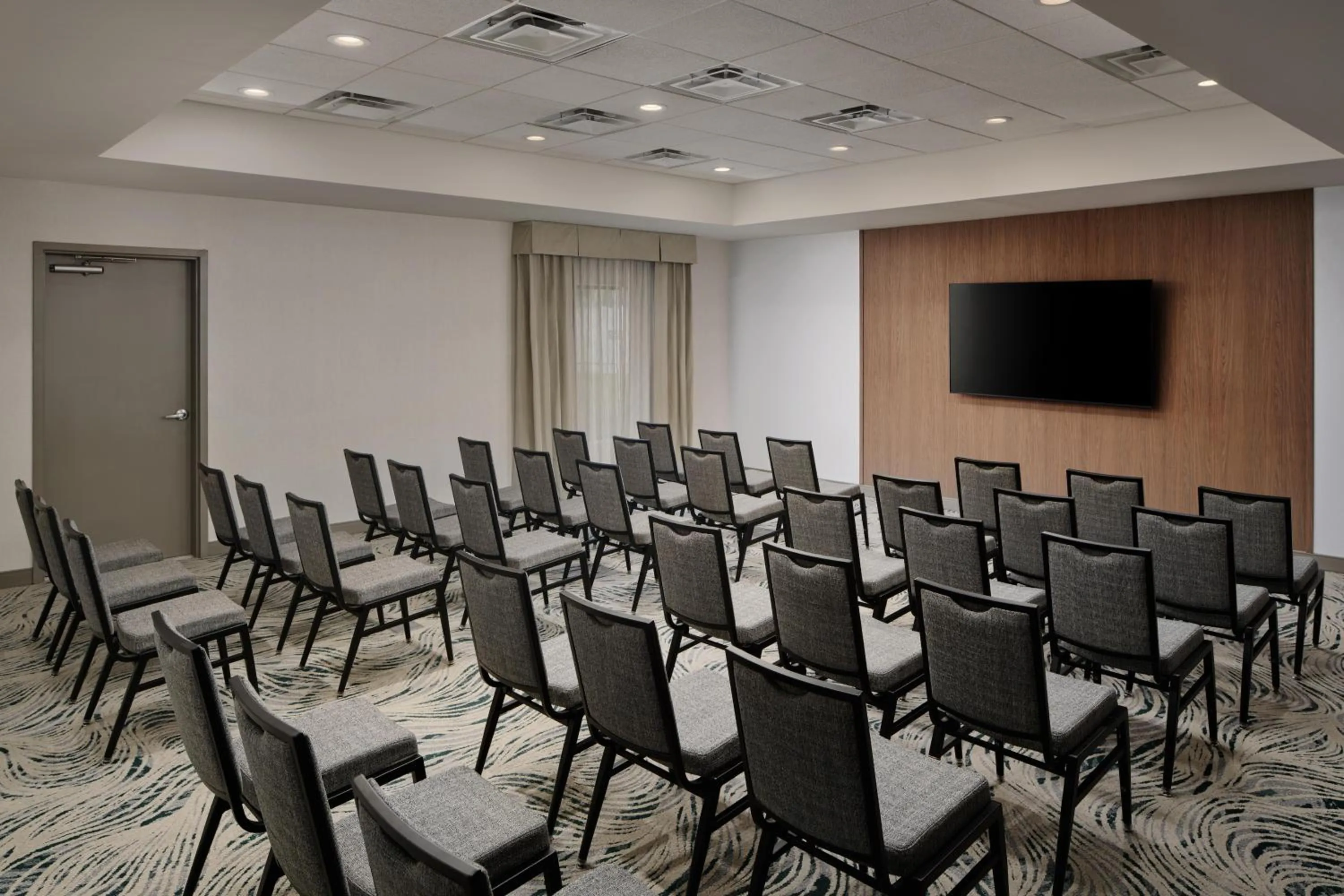 Meeting/conference room in Hampton Inn Waynesboro