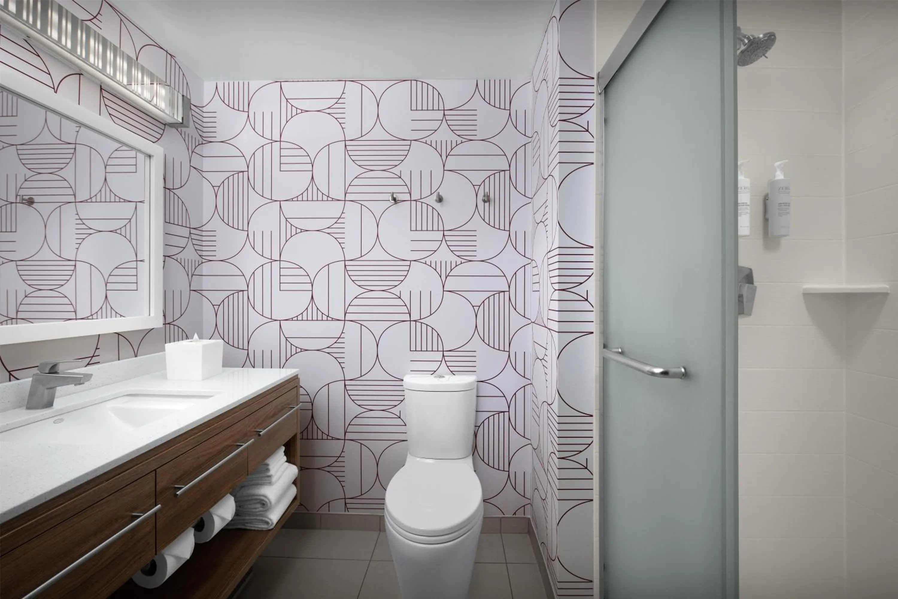 Bathroom in Home2 Suites by Hilton Arundel Mills BWI Airport