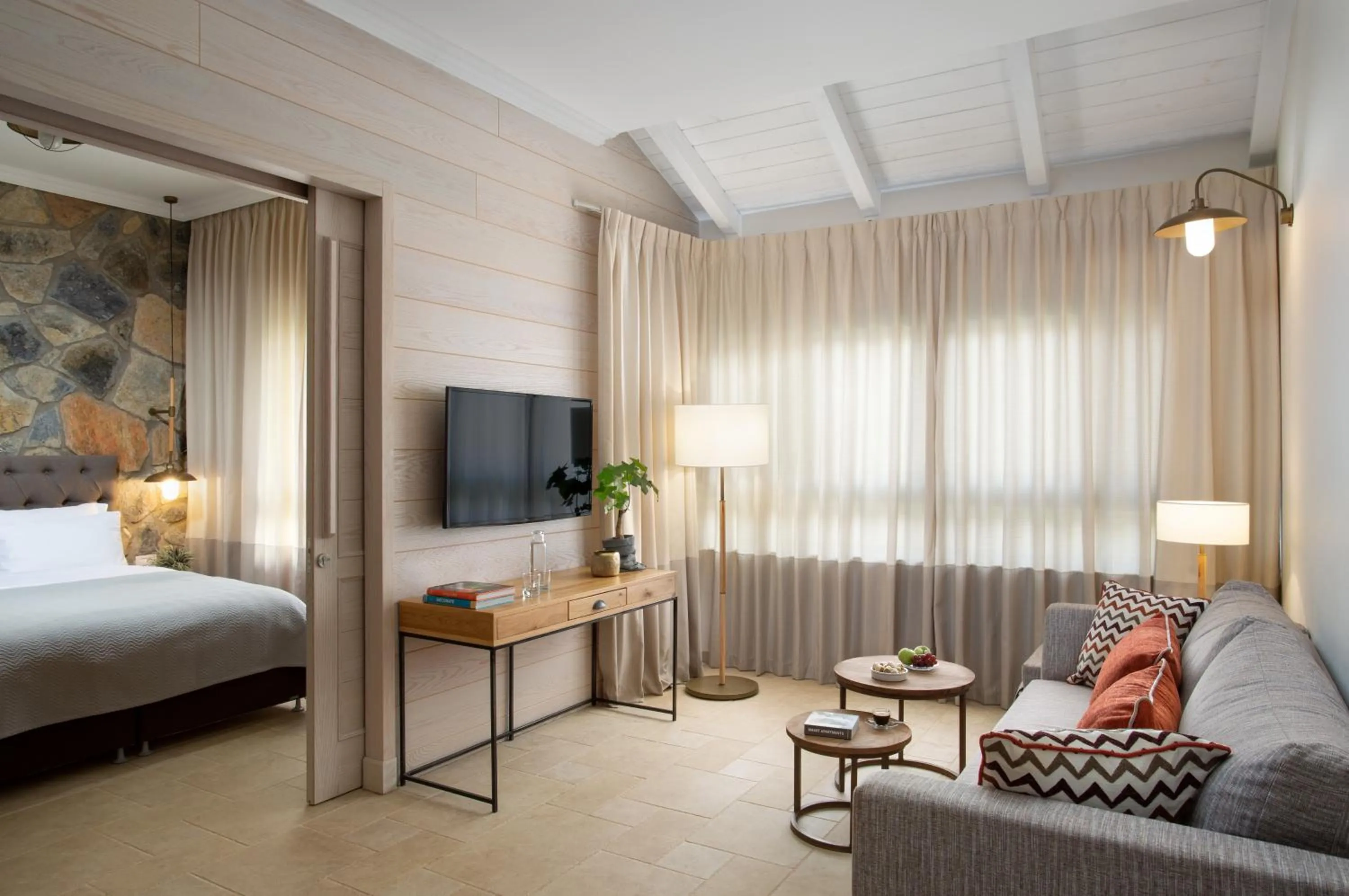 TV and multimedia, Bed in Merom Golan Resort